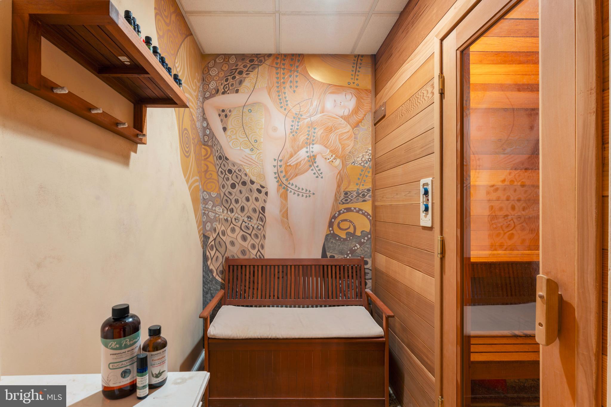 CHURCHVILLE MANOR - Residential