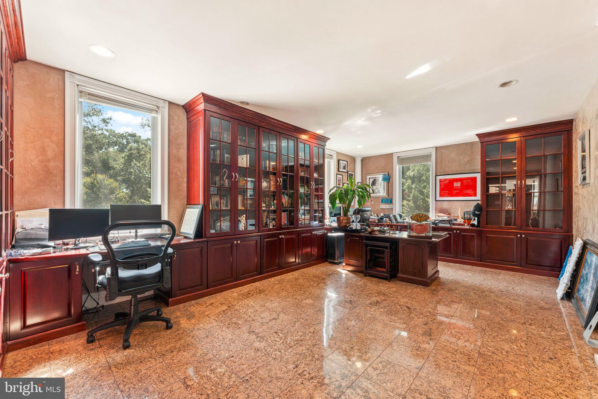 CHURCHVILLE MANOR - Residential