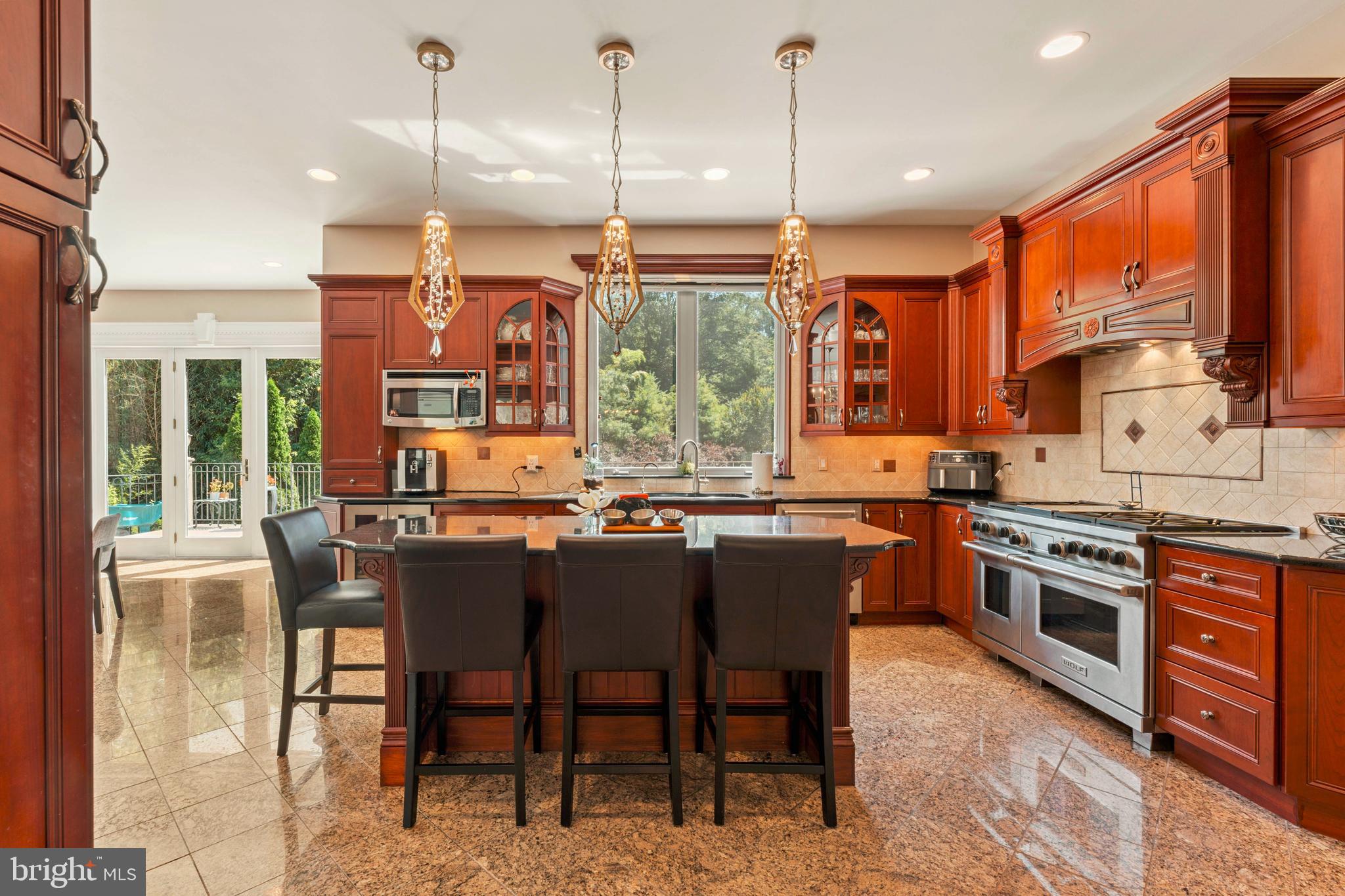 CHURCHVILLE MANOR - Residential