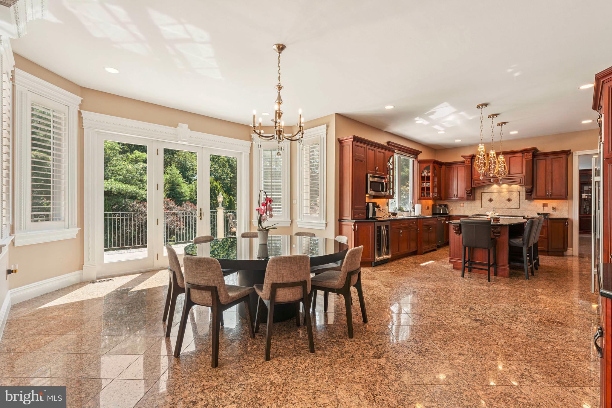 CHURCHVILLE MANOR - Residential