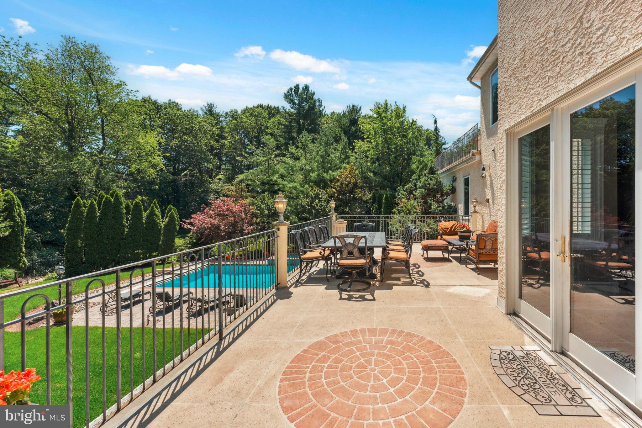 CHURCHVILLE MANOR - Residential