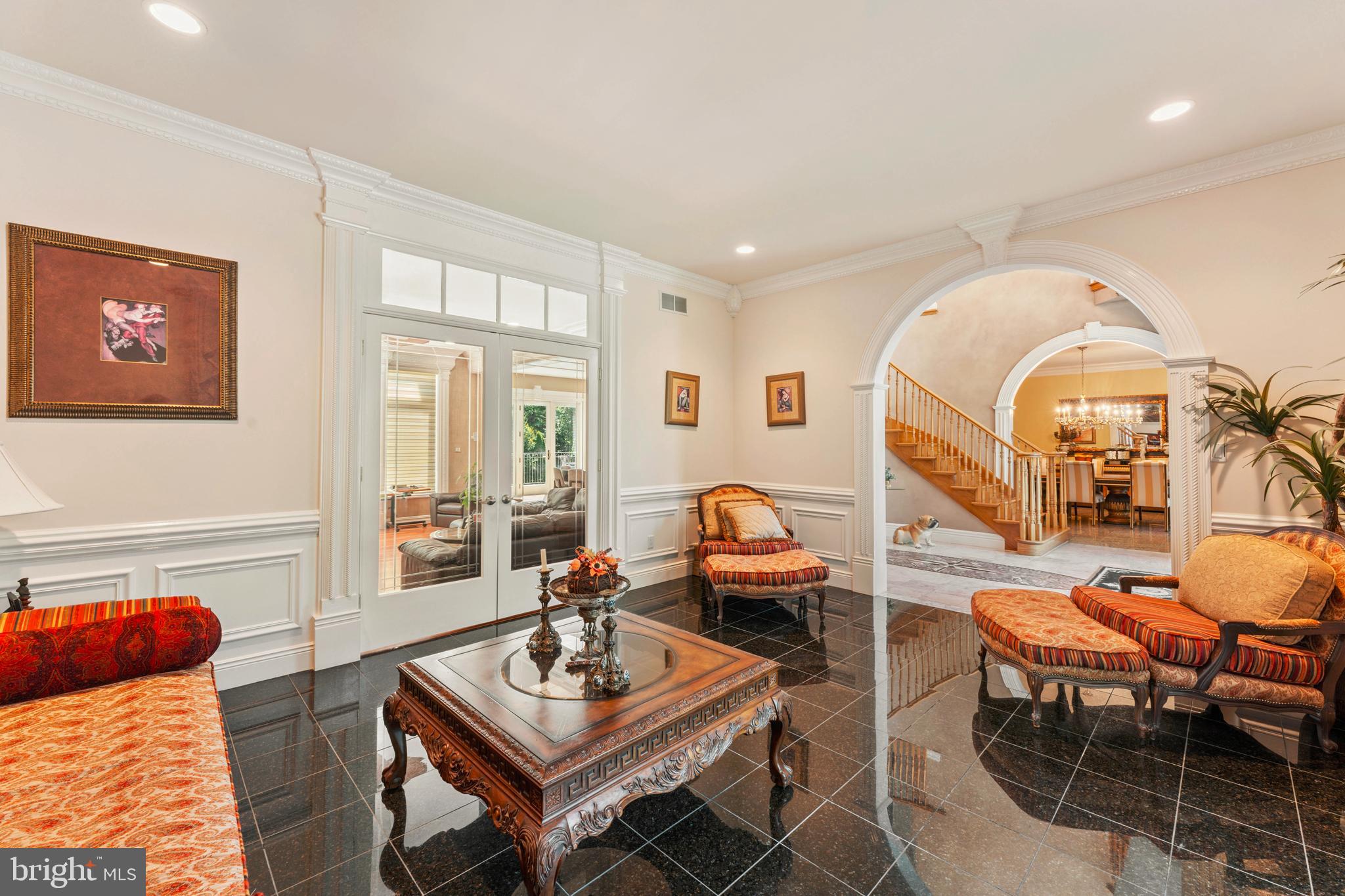 CHURCHVILLE MANOR - Residential