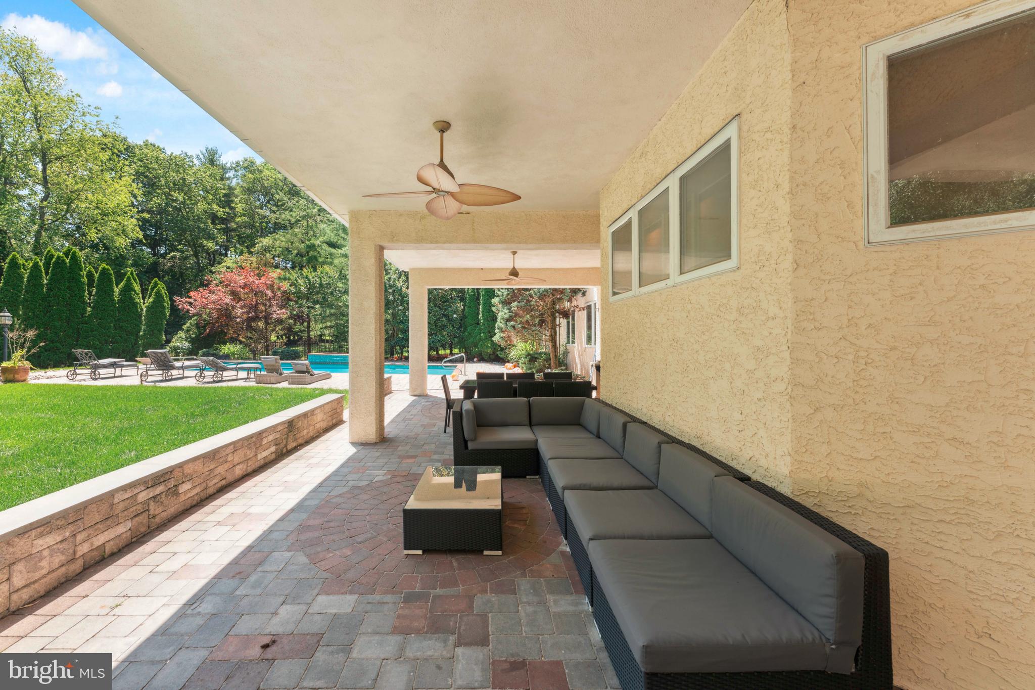 CHURCHVILLE MANOR - Residential