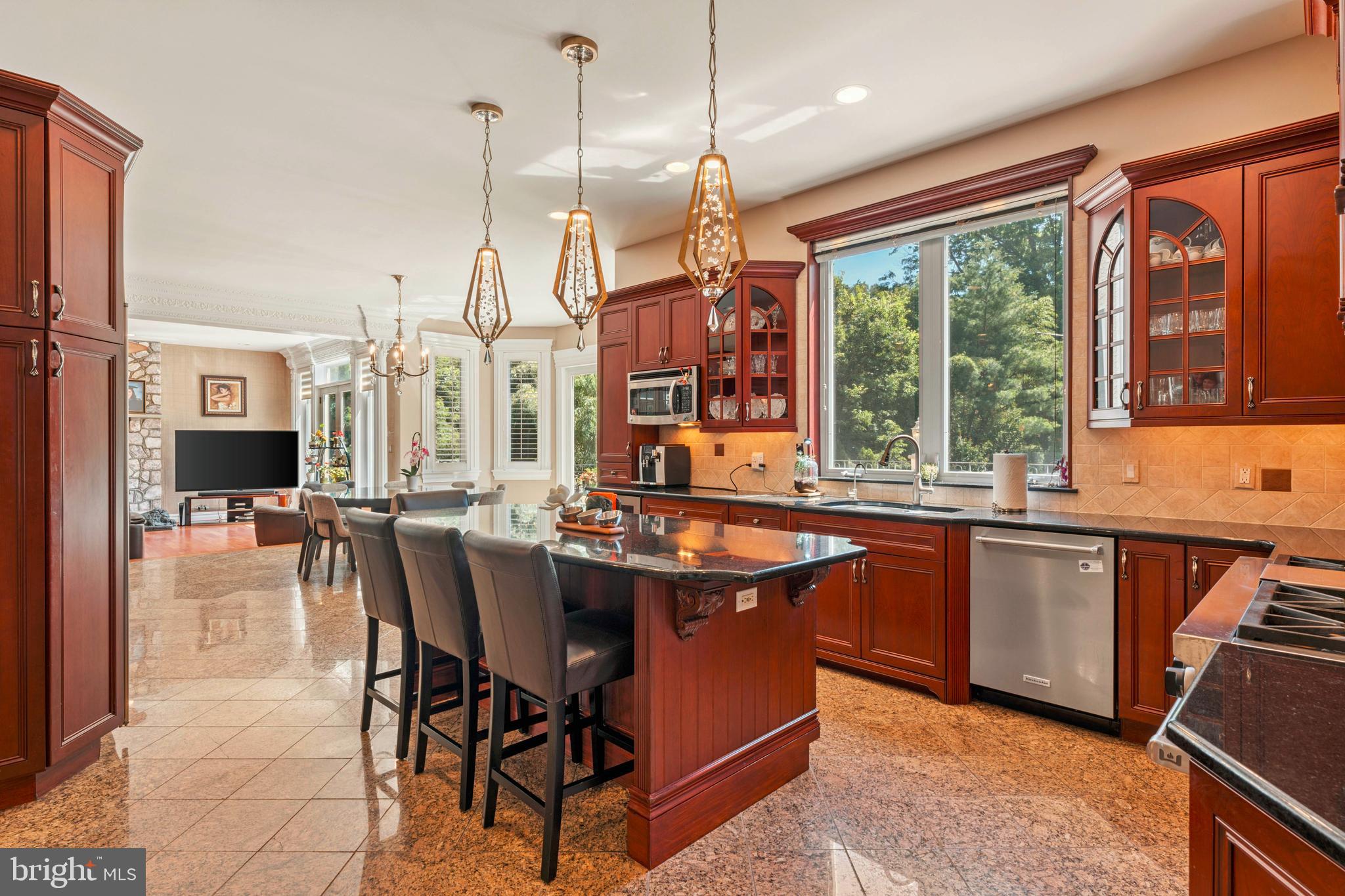 CHURCHVILLE MANOR - Residential