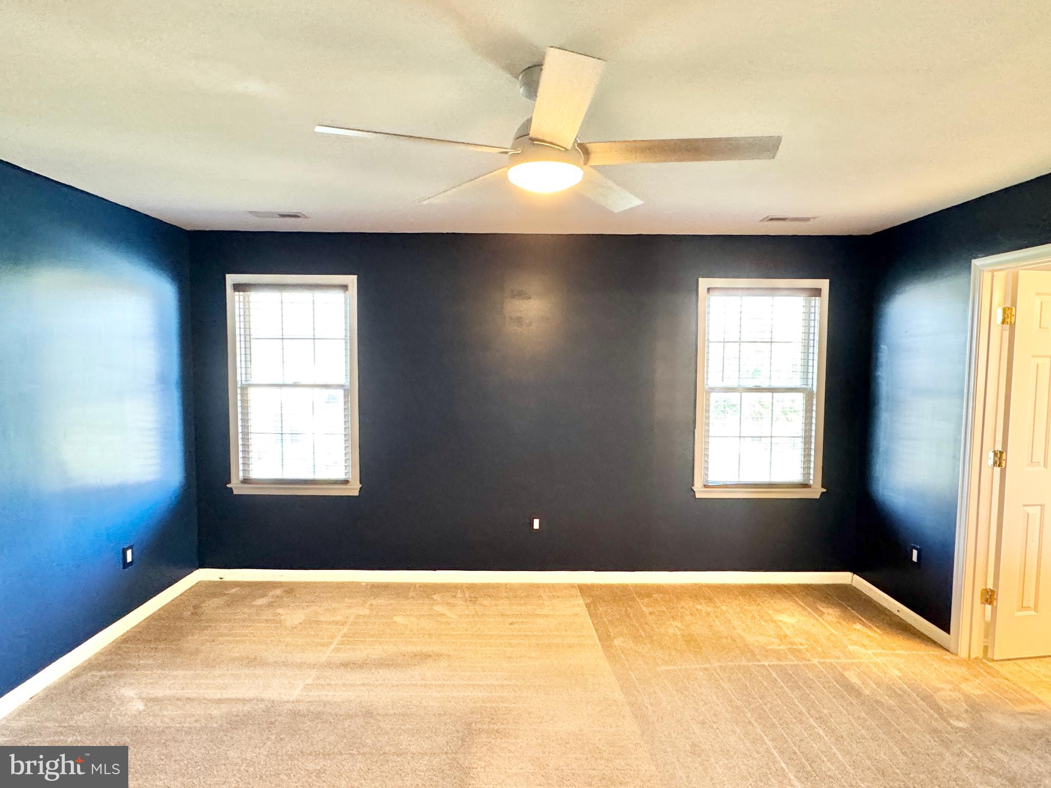 STAFFORD LAKES VILLAGE - Residential Lease