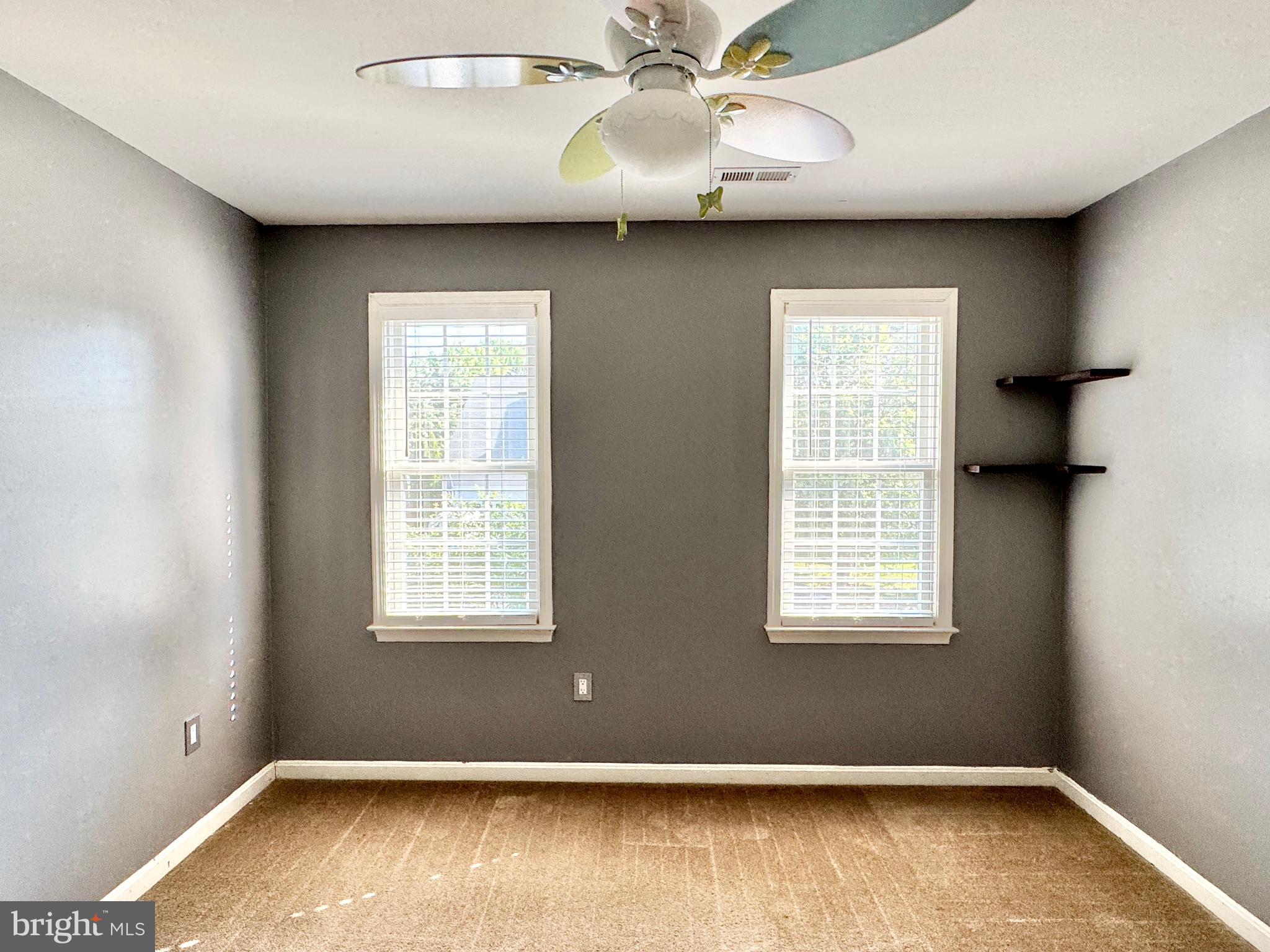 STAFFORD LAKES VILLAGE - Residential Lease