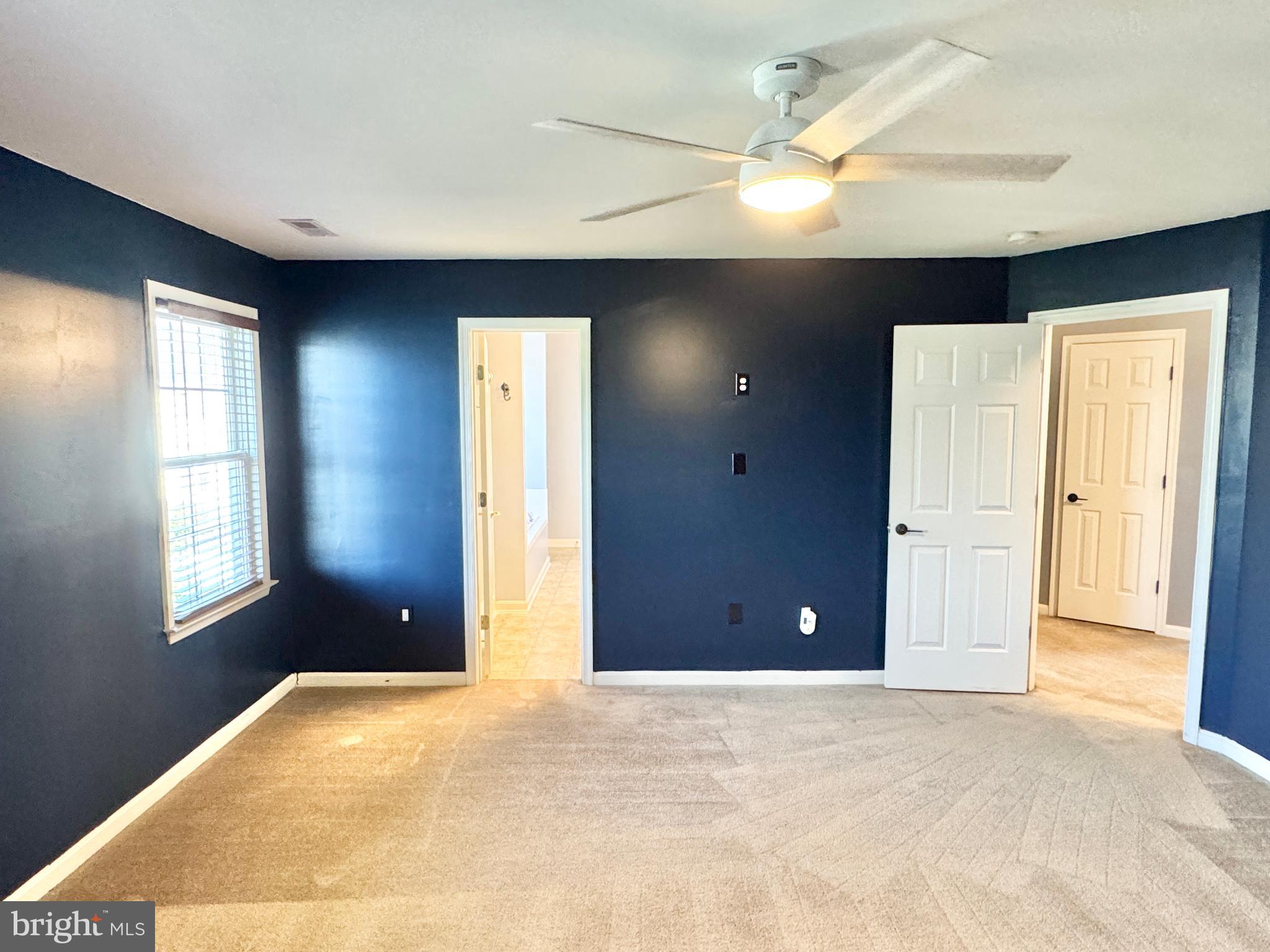 STAFFORD LAKES VILLAGE - Residential Lease