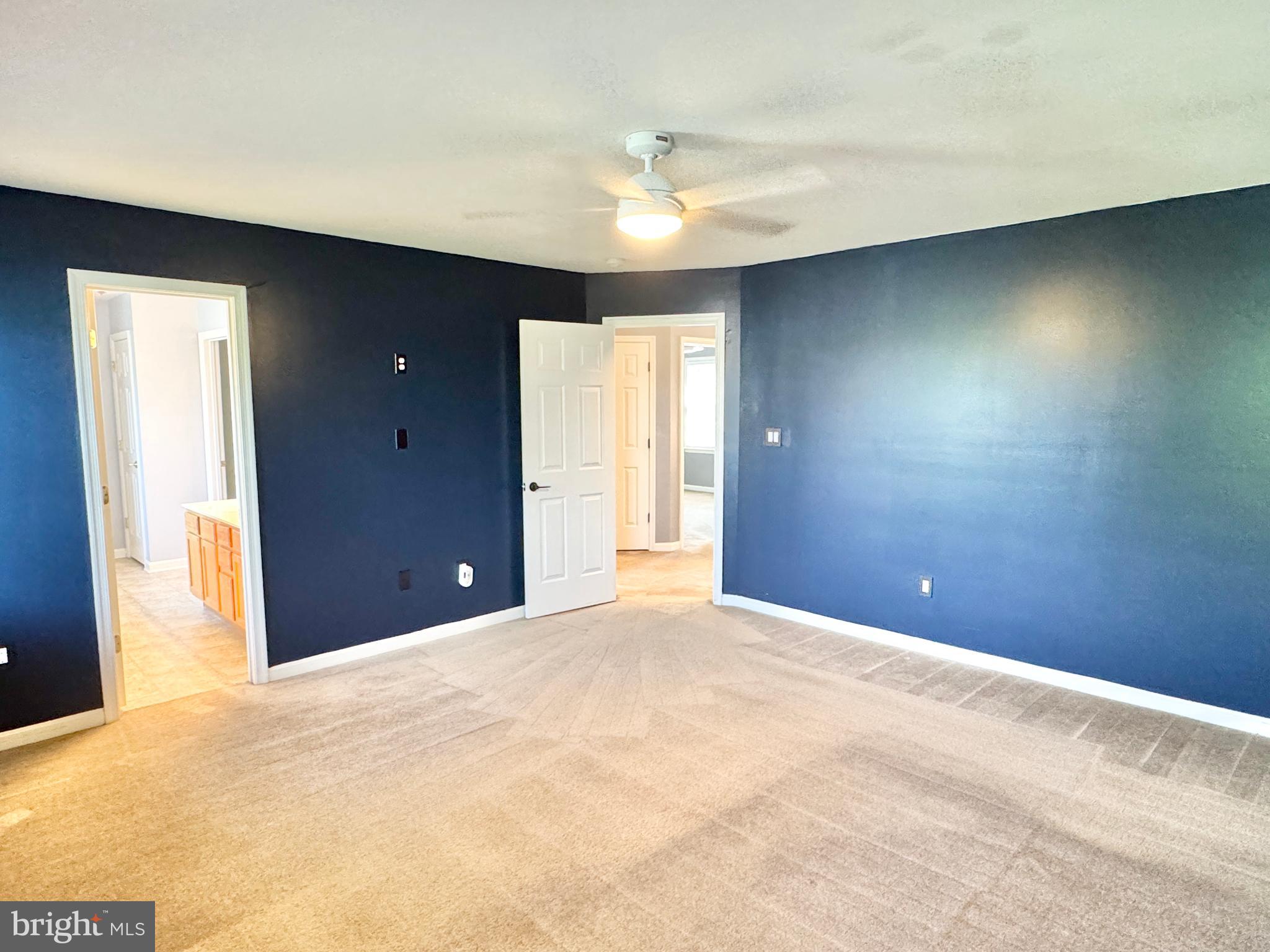 STAFFORD LAKES VILLAGE - Residential Lease