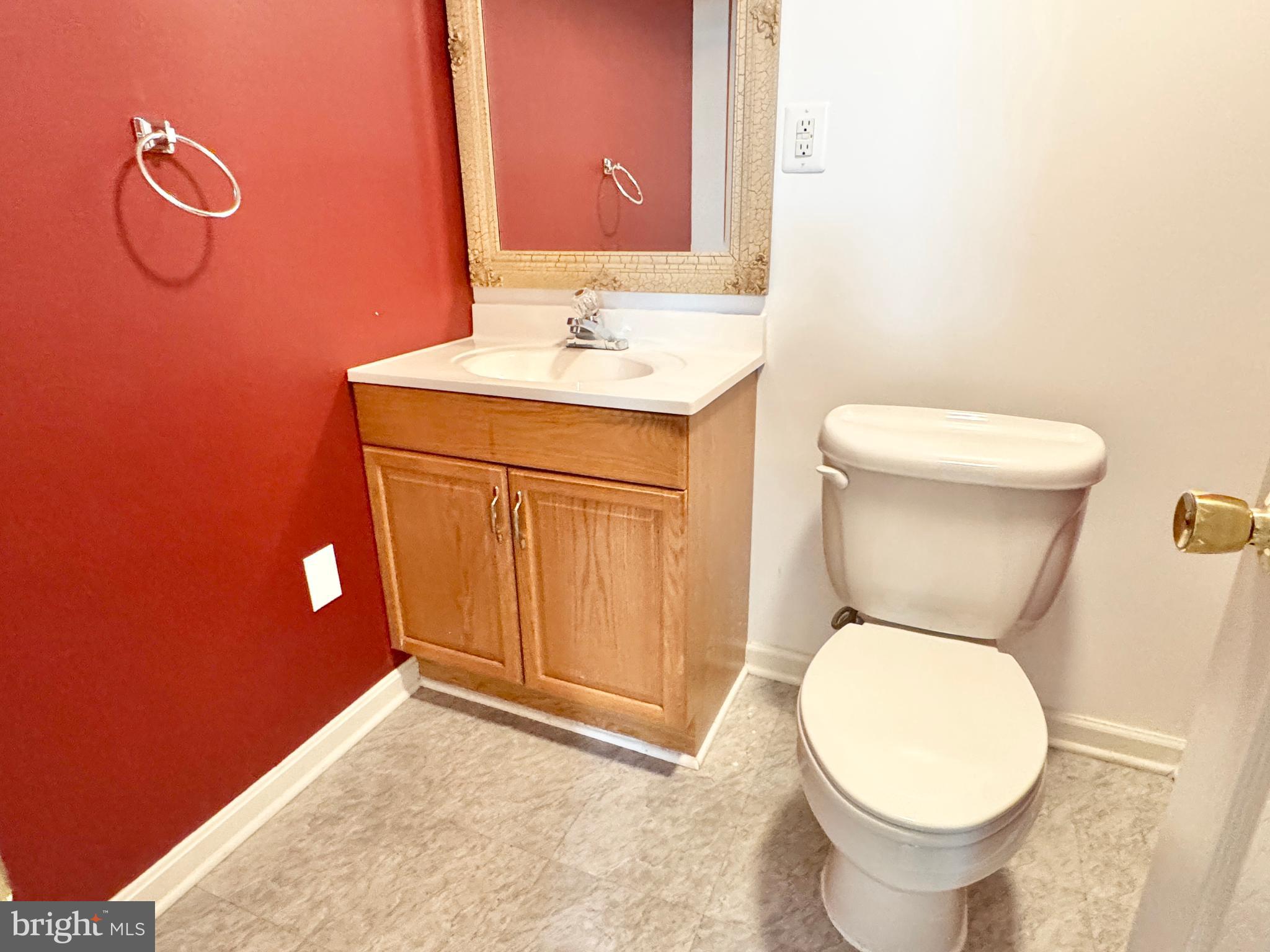 STAFFORD LAKES VILLAGE - Residential Lease