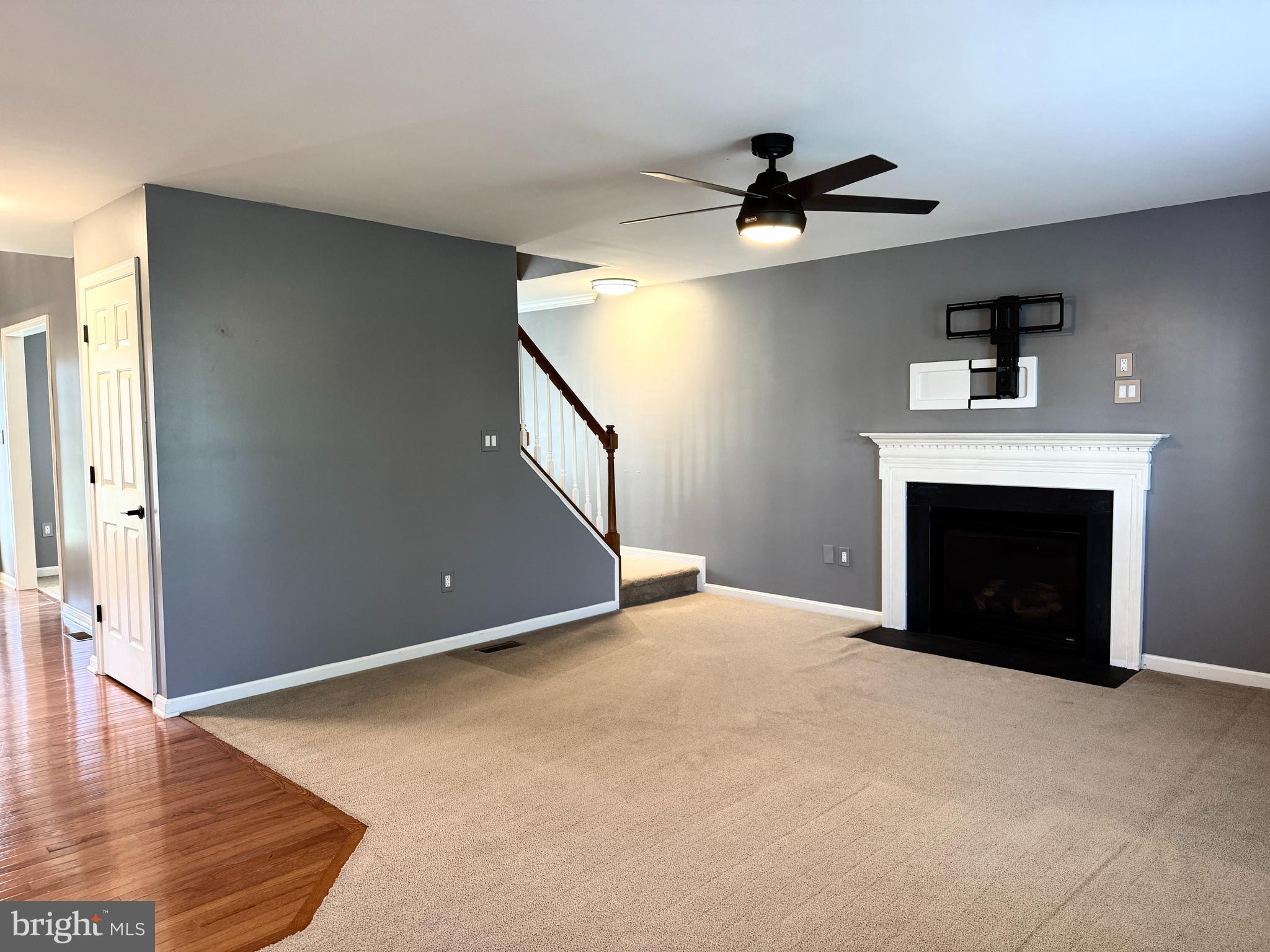 STAFFORD LAKES VILLAGE - Residential Lease