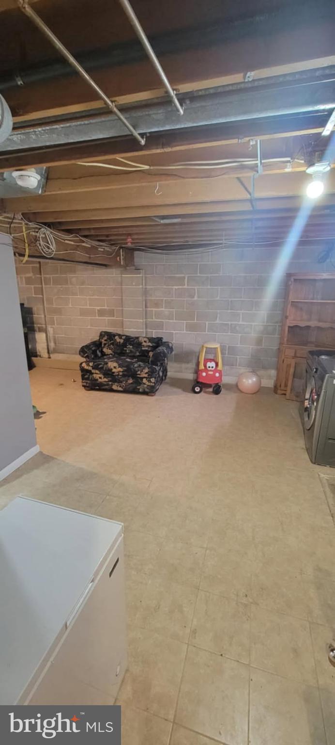 FAIRFIELD - Residential Lease