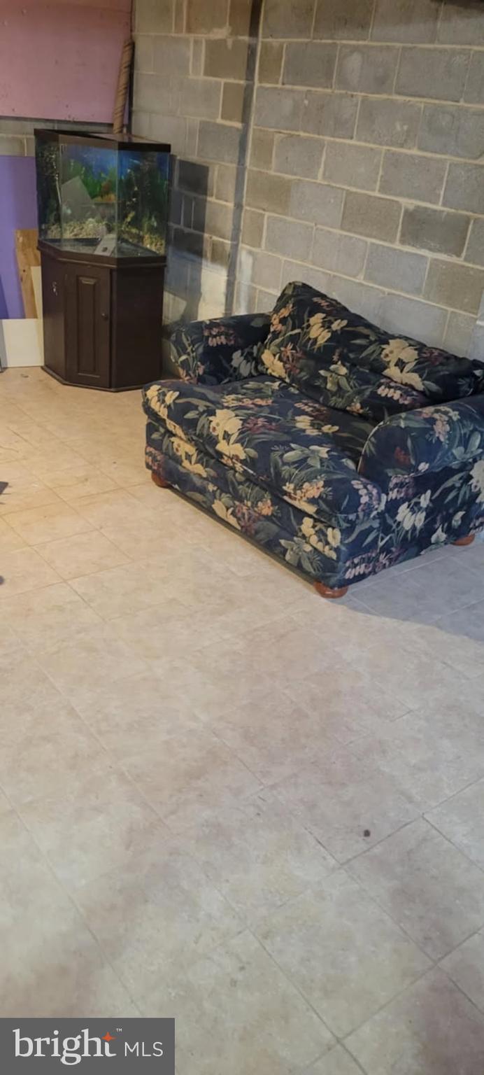 FAIRFIELD - Residential Lease