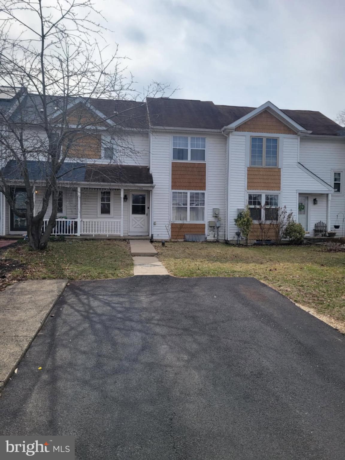 FAIRFIELD - Residential Lease