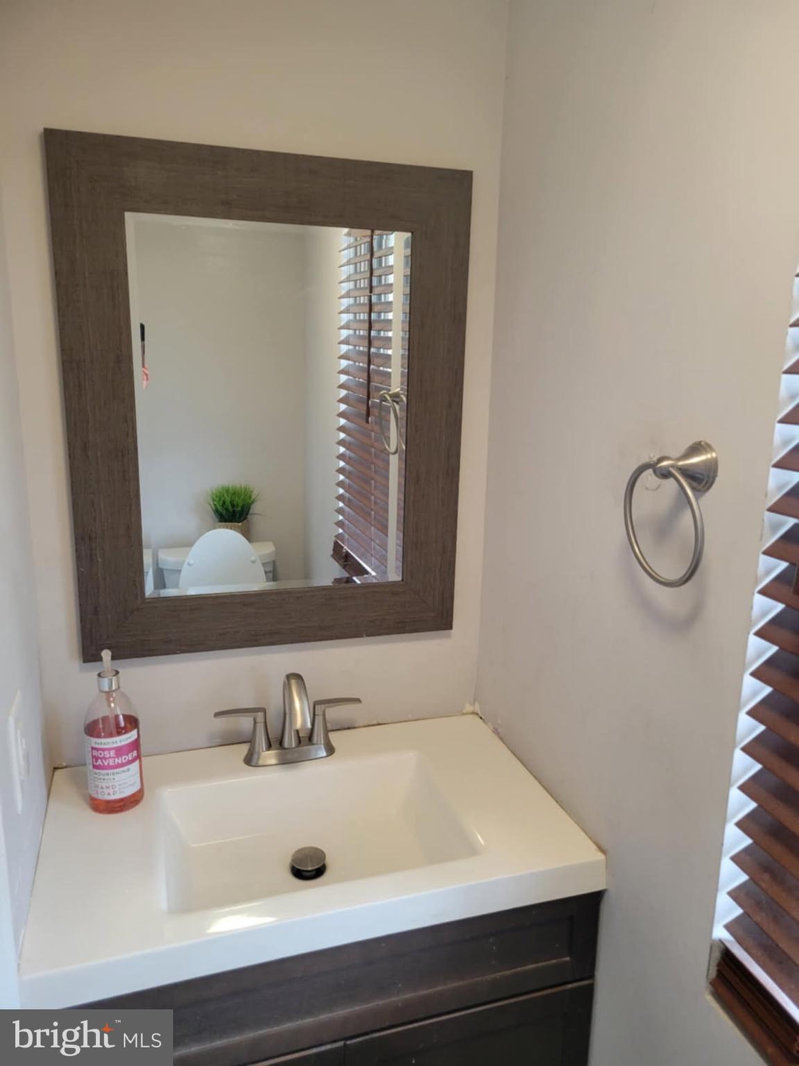 FAIRFIELD - Residential Lease