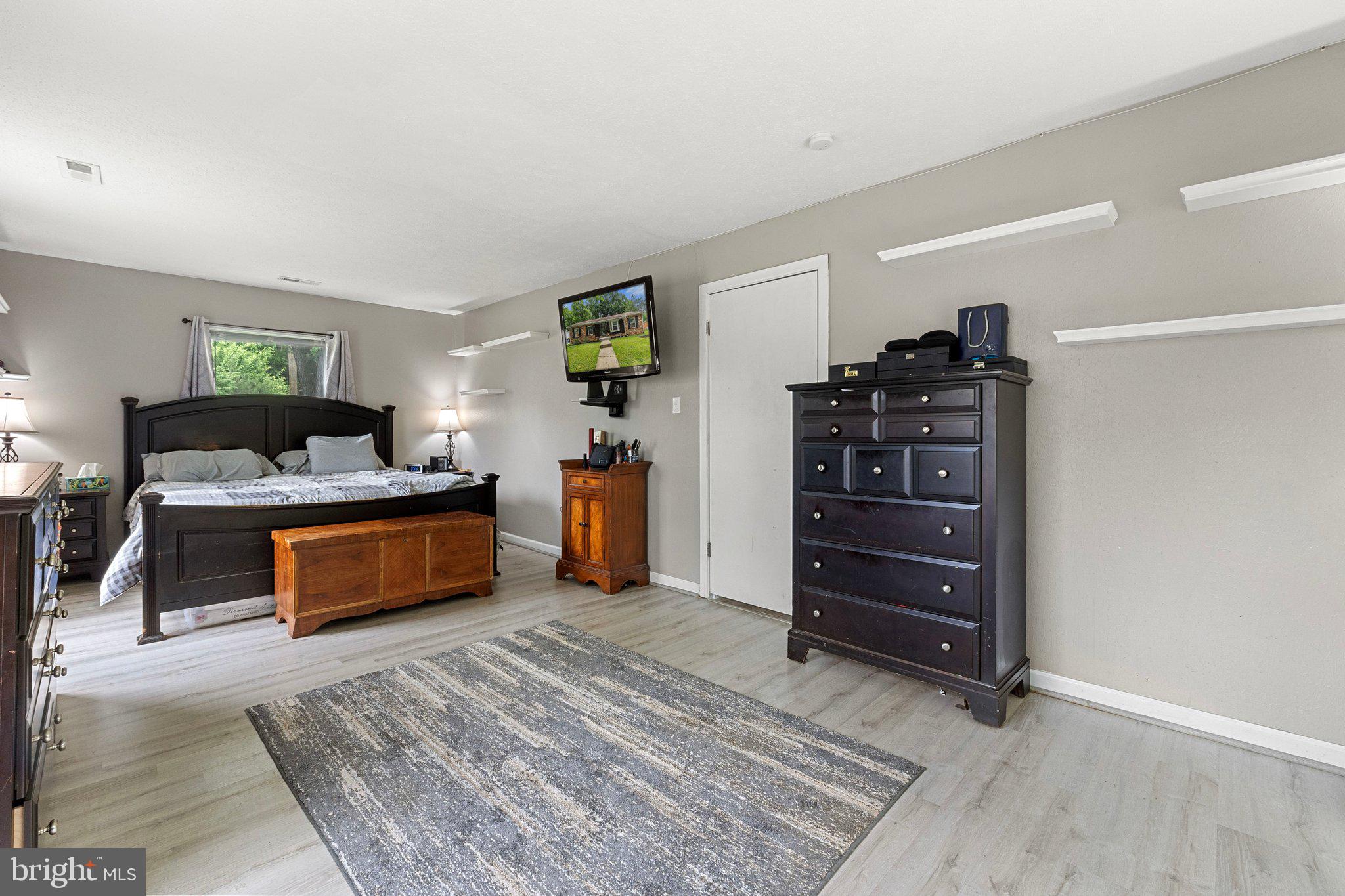 OVERLOOK PARK - Residential