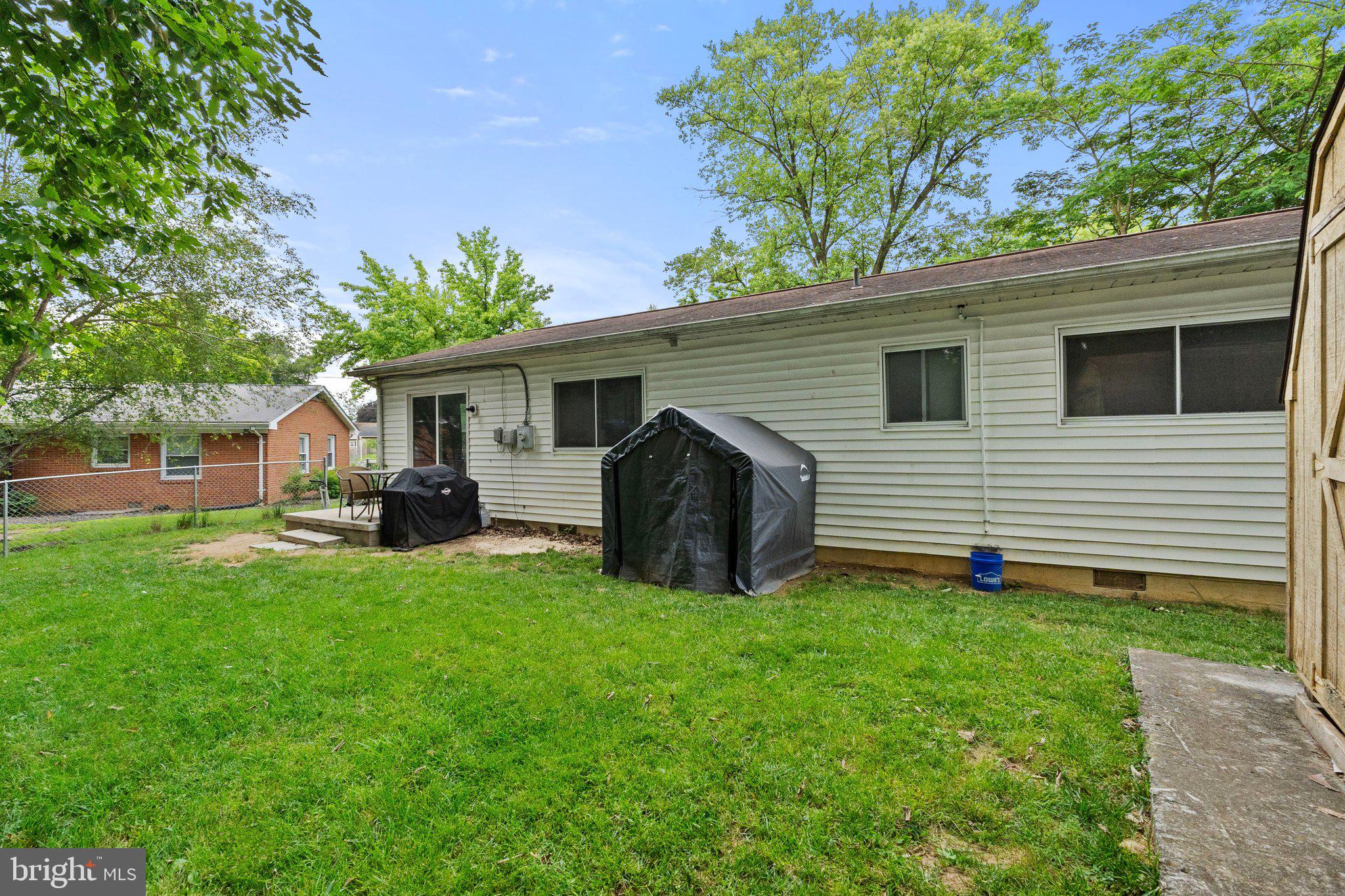 OVERLOOK PARK - Residential