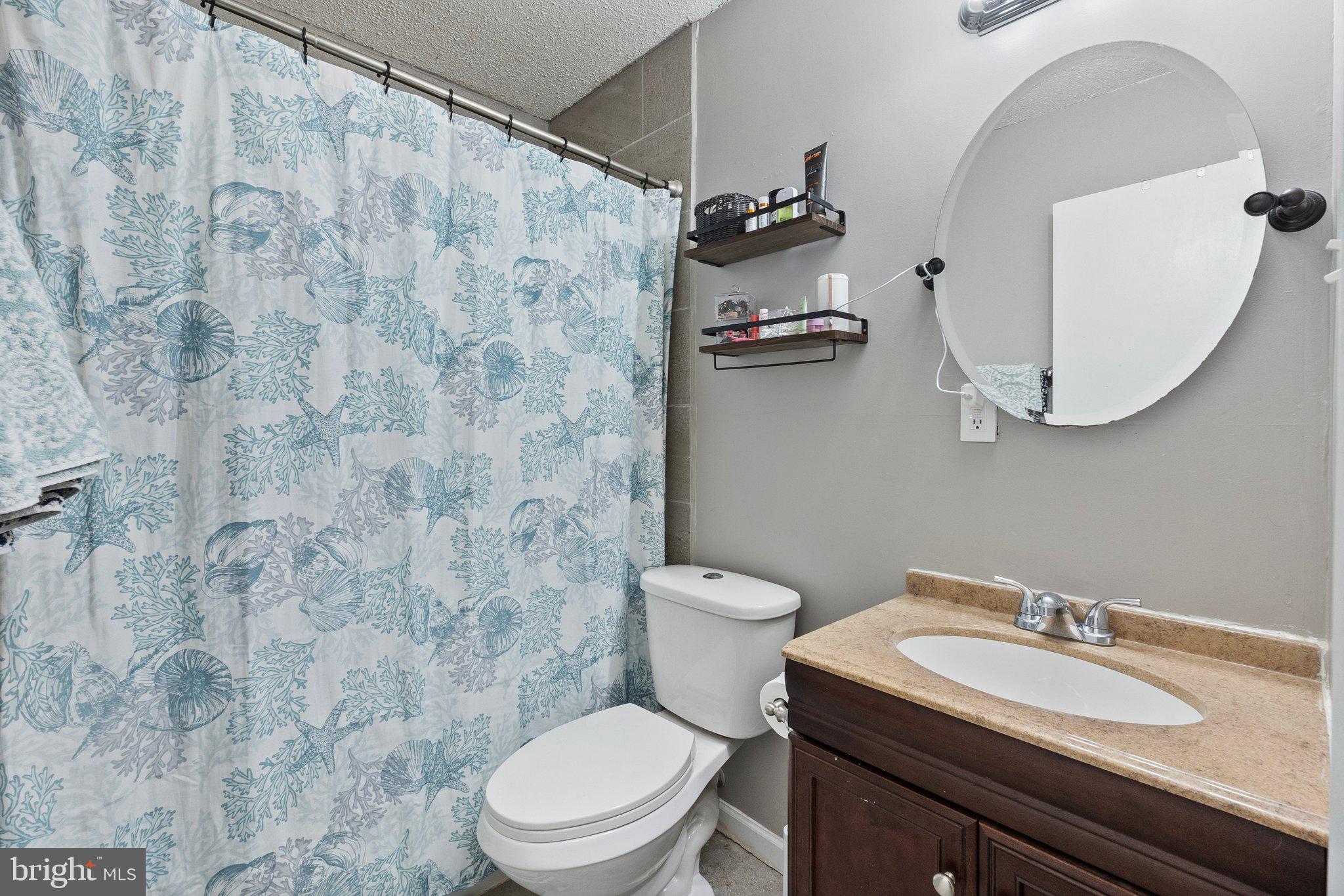 OVERLOOK PARK - Residential