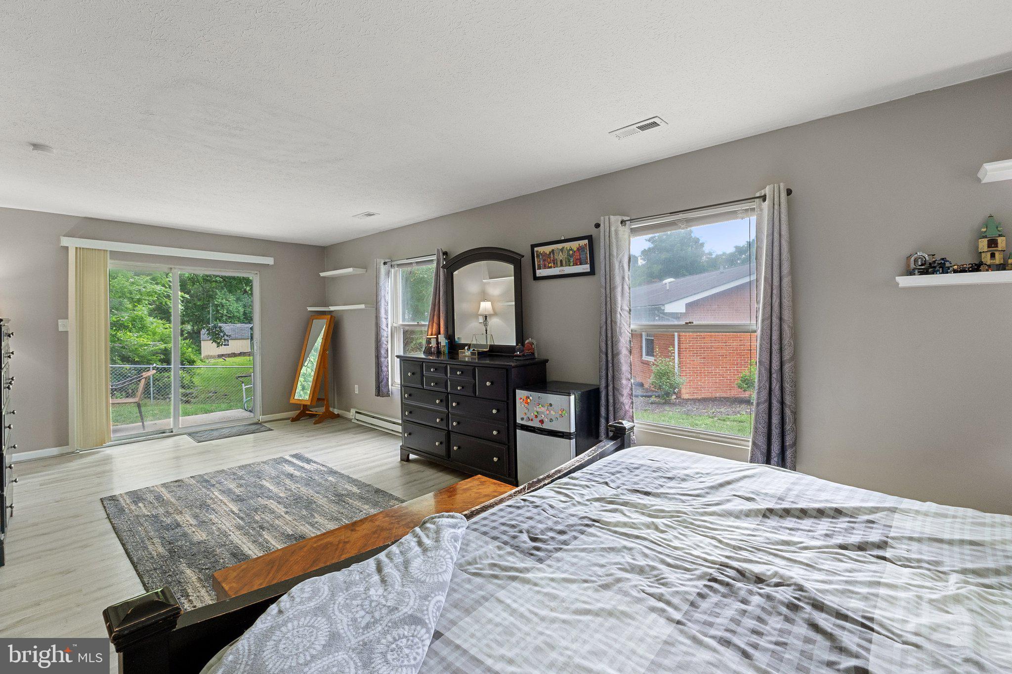 OVERLOOK PARK - Residential