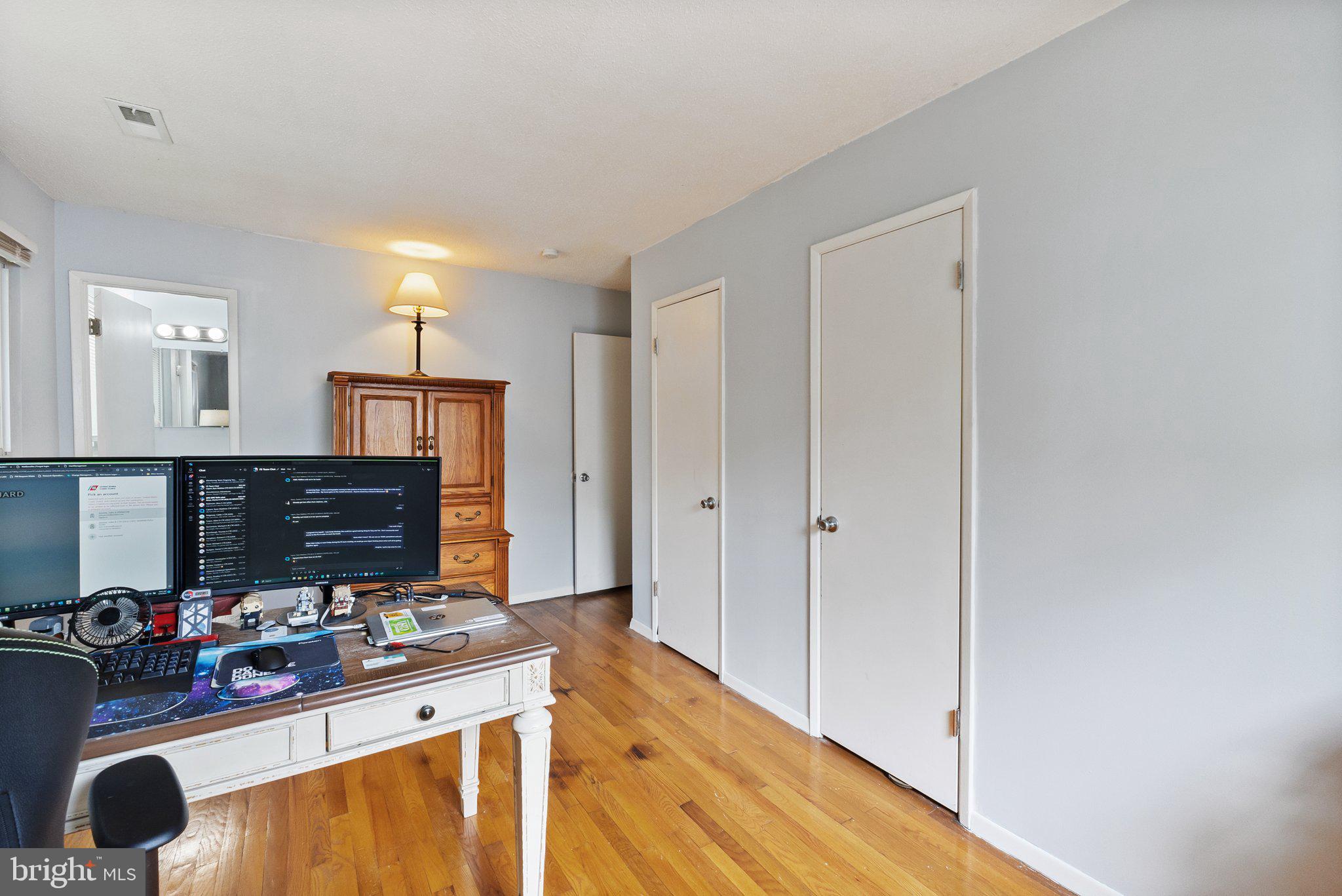 OVERLOOK PARK - Residential