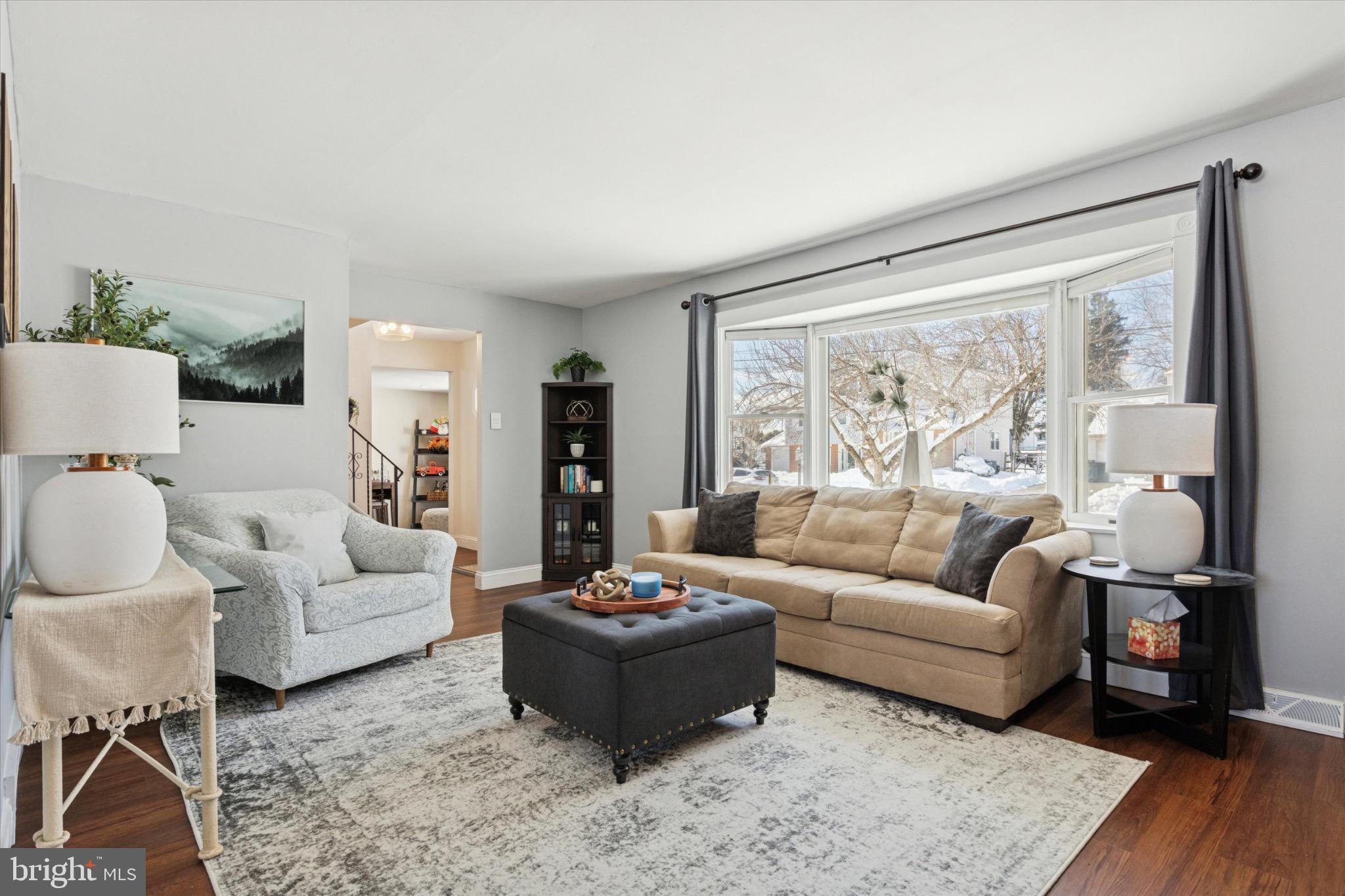 BURGUNDY HILLS - Residential