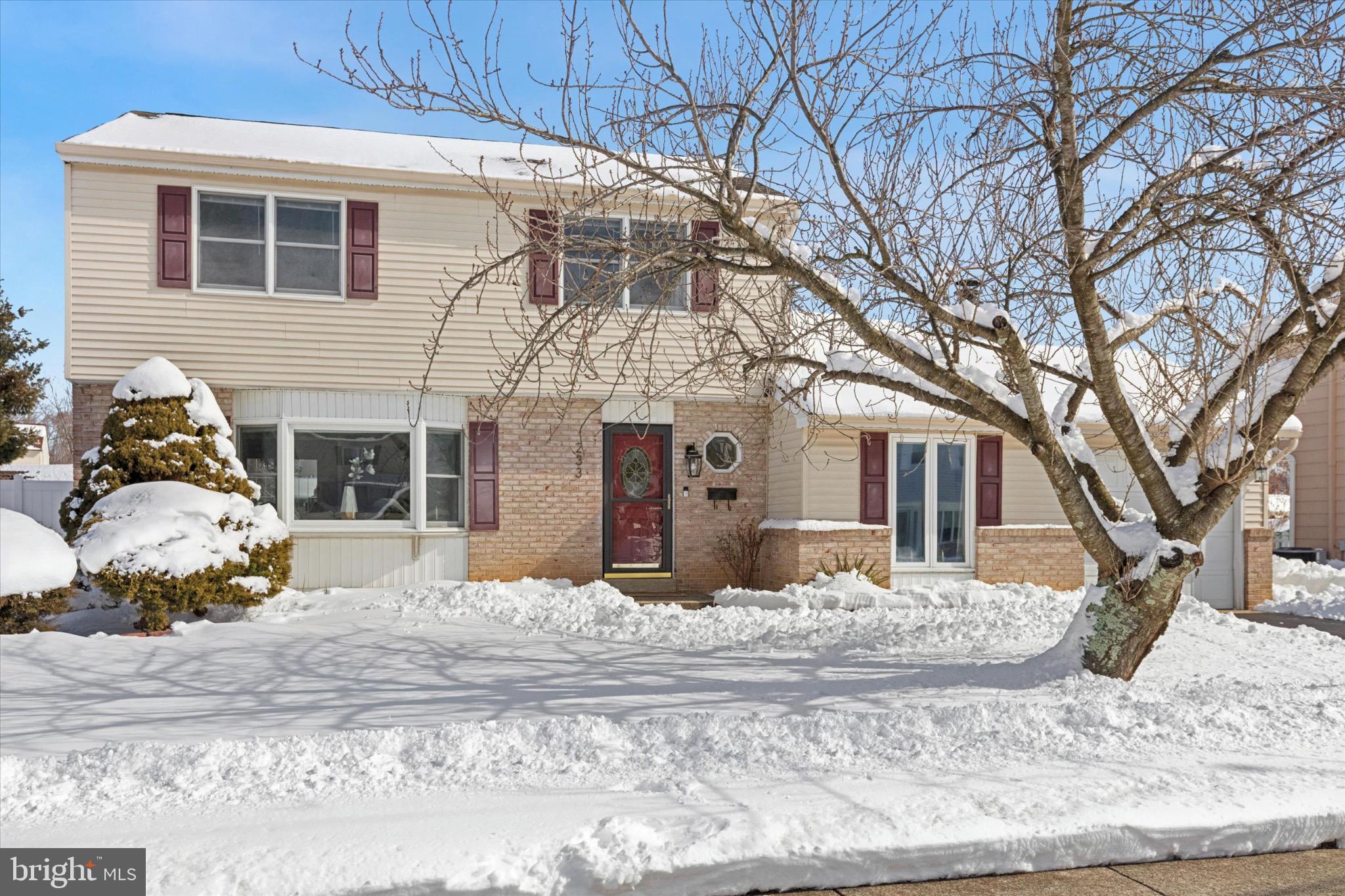 BURGUNDY HILLS - Residential