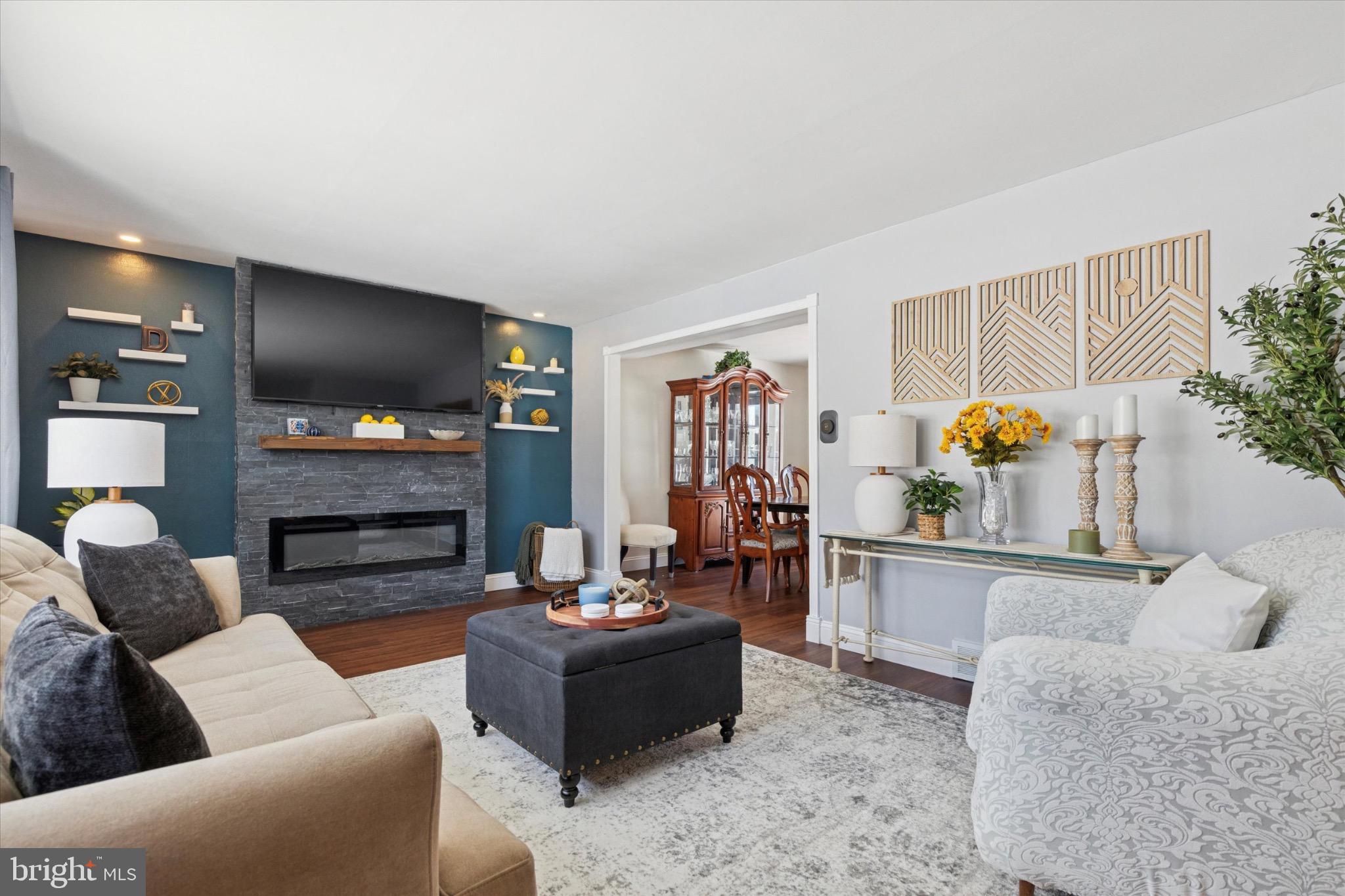 BURGUNDY HILLS - Residential