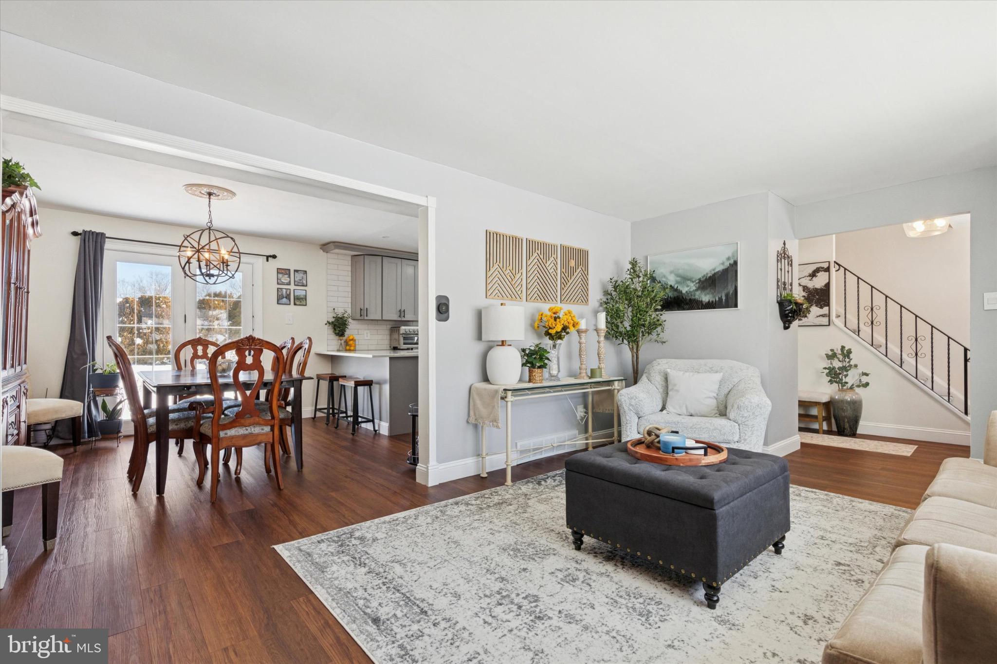 BURGUNDY HILLS - Residential