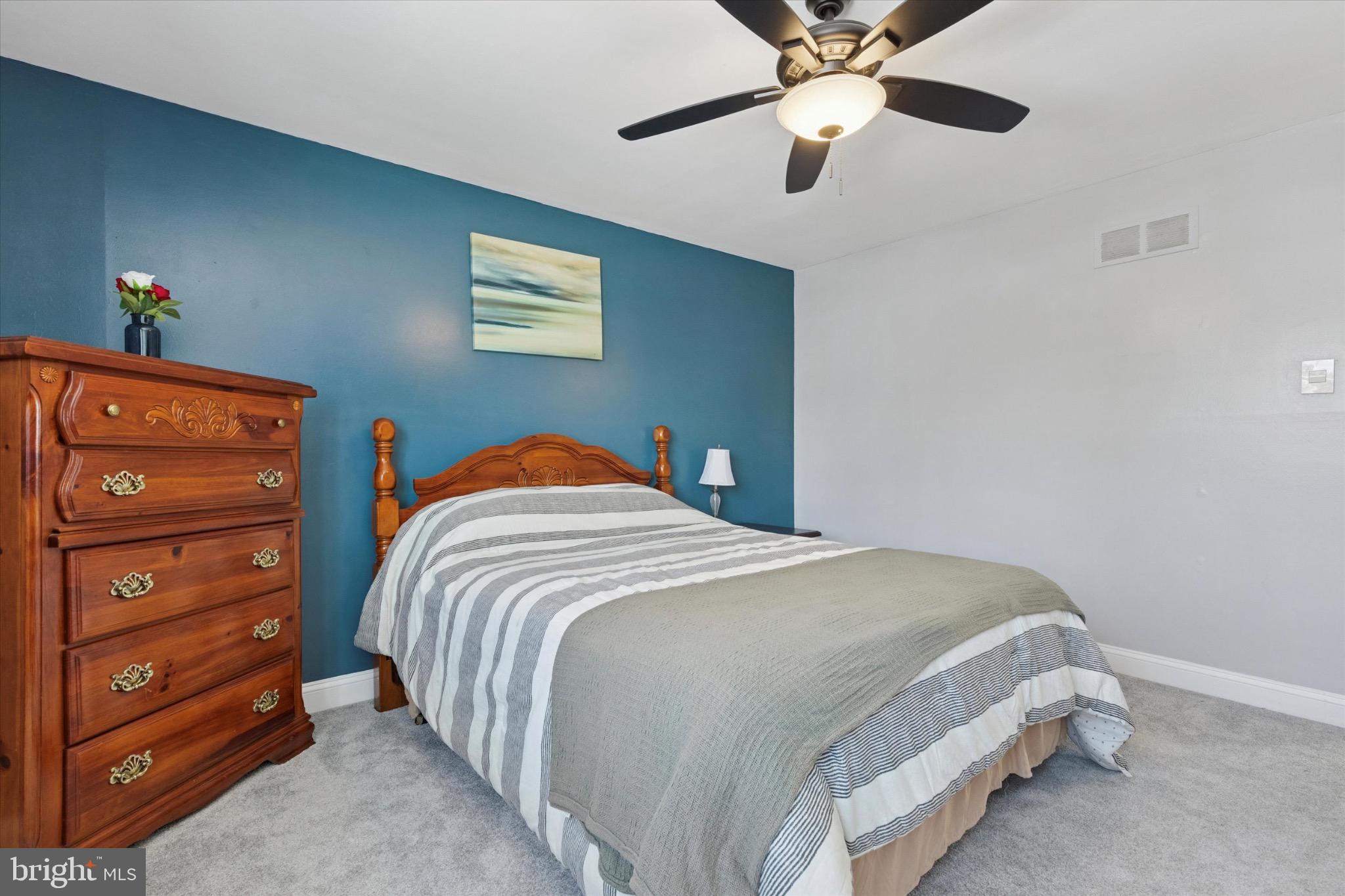 BURGUNDY HILLS - Residential