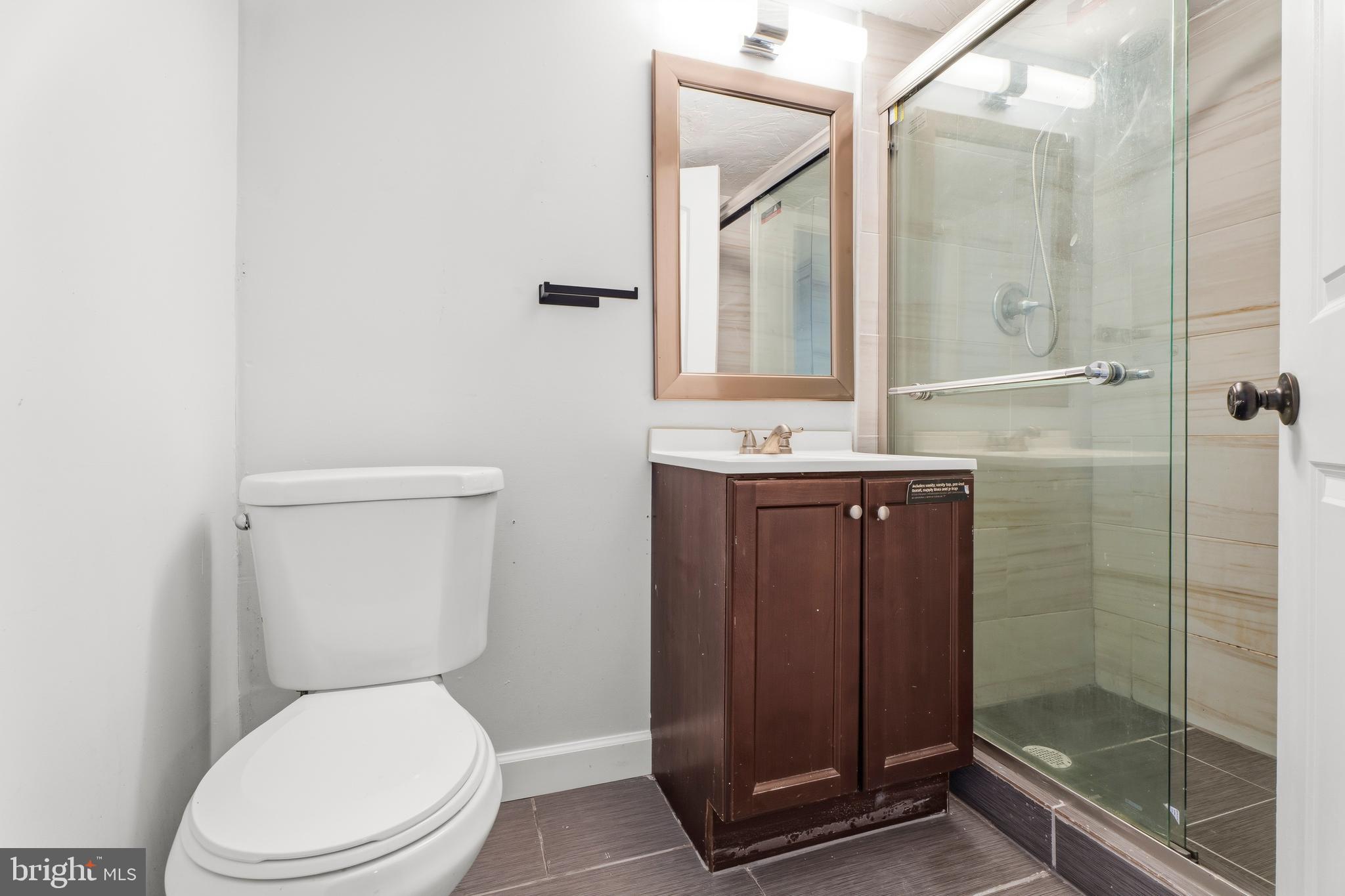 KINGS COURT - Residential