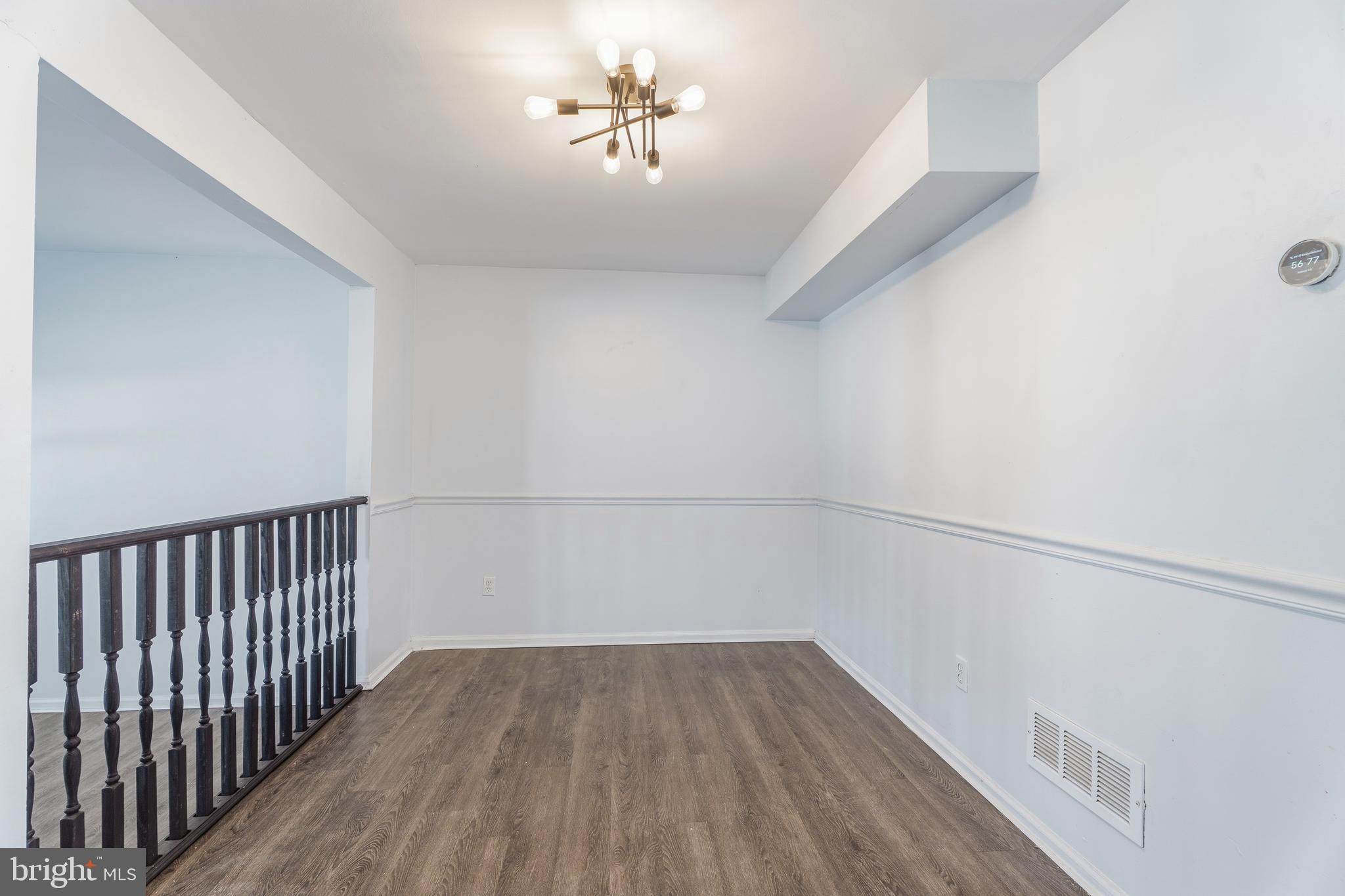 KINGS COURT - Residential