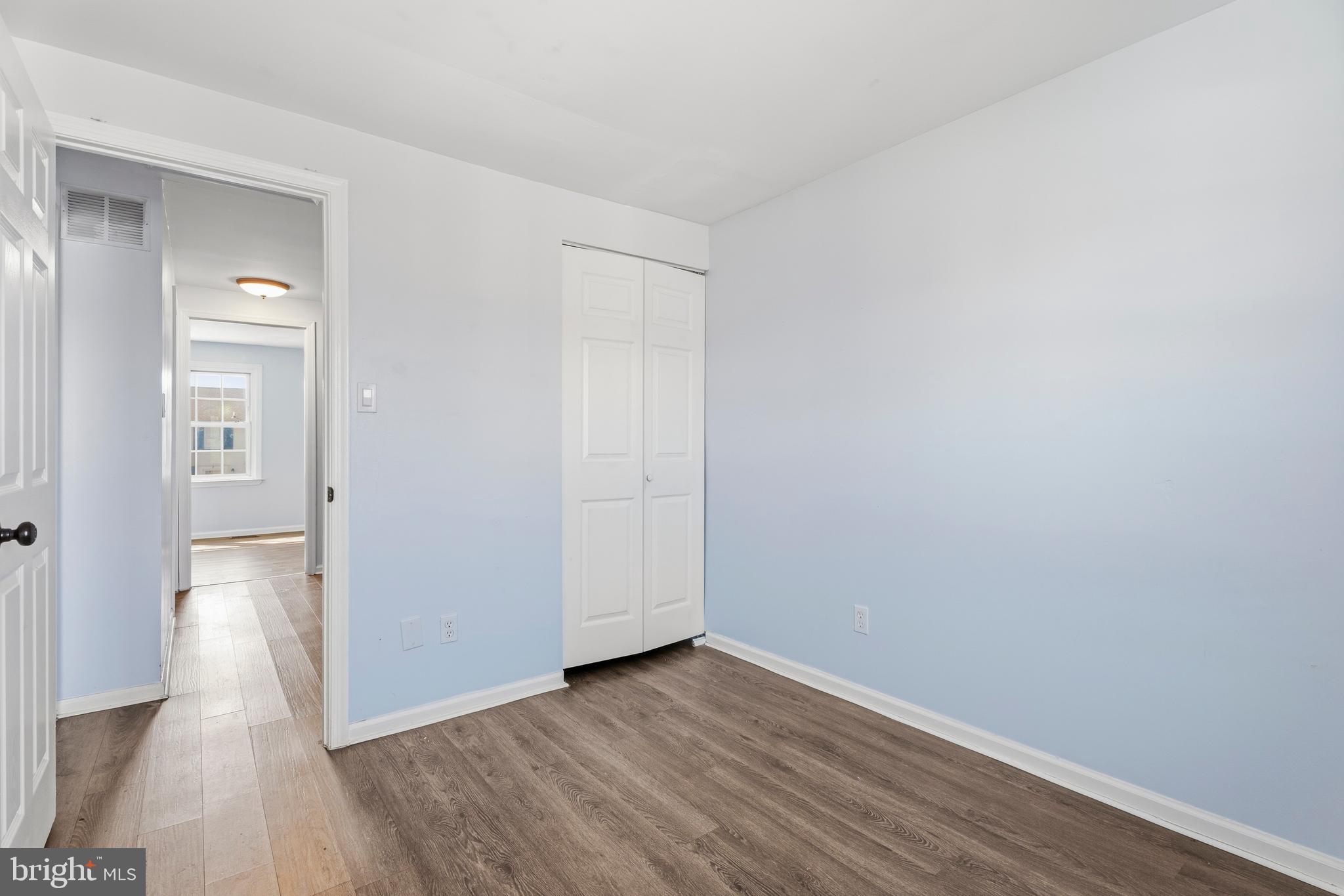 KINGS COURT - Residential