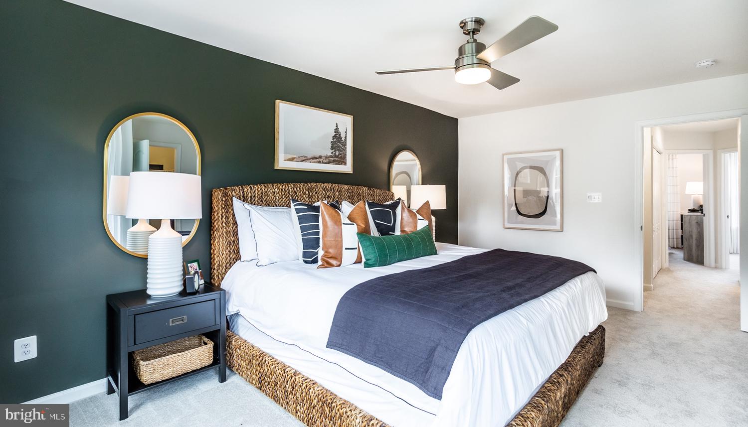 WHISPERING PINES - Residential