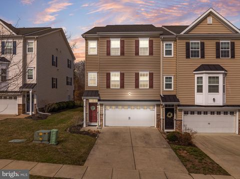 Townhouse For Sale - 9 Lani Lane<br/> MARLTON, NJ 08053