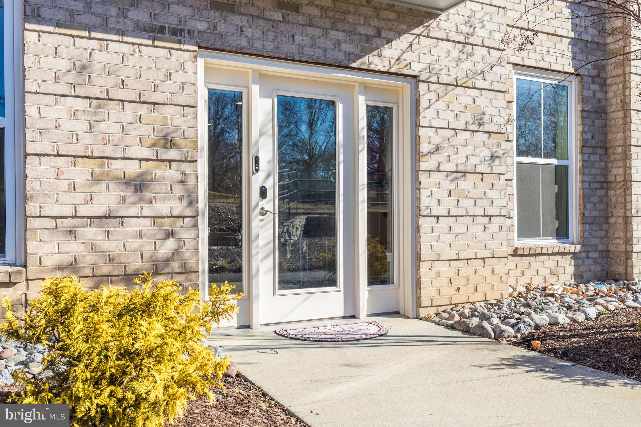 1951 RESTON VALLEY WAY 1