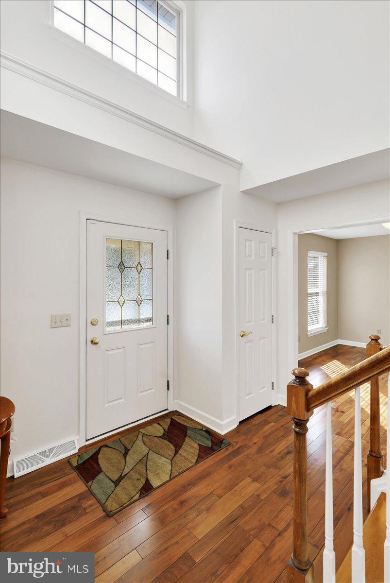 WOODS EDGE - Residential