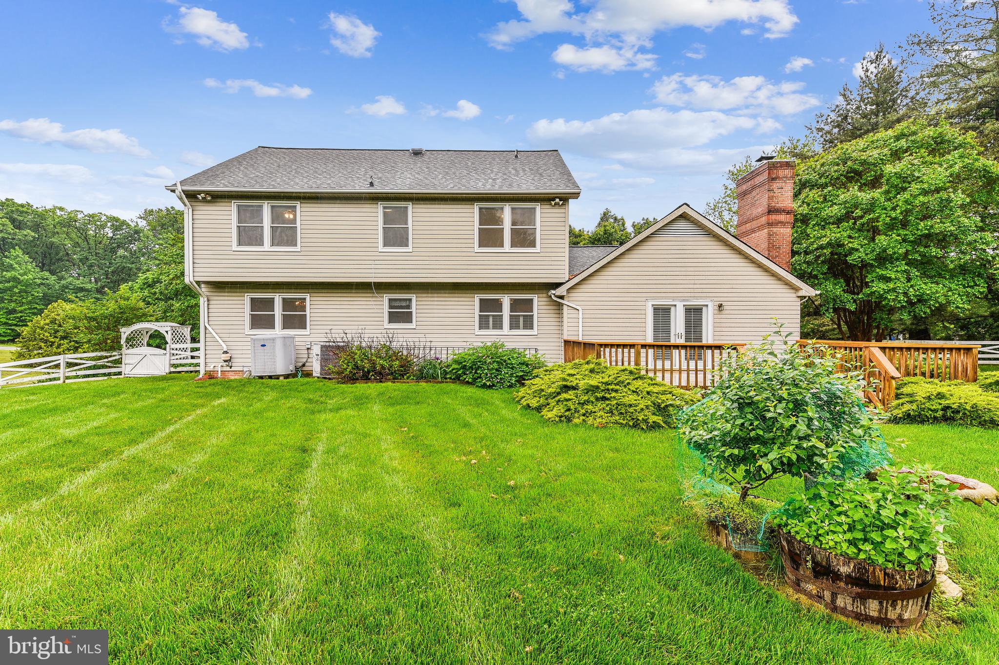 CLARKSVILLE HUNT - Residential