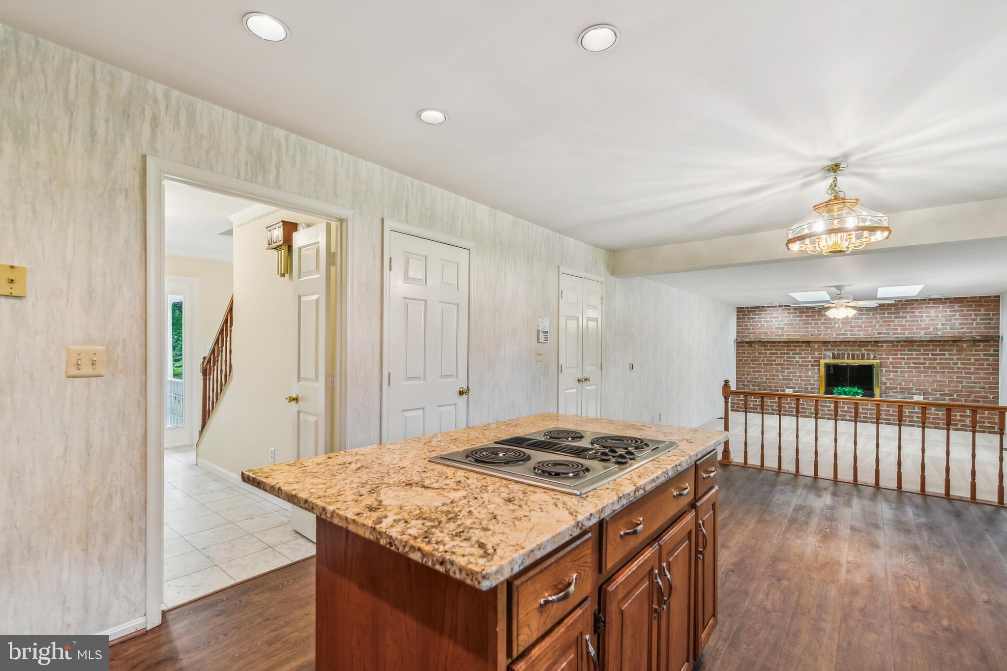 CLARKSVILLE HUNT - Residential