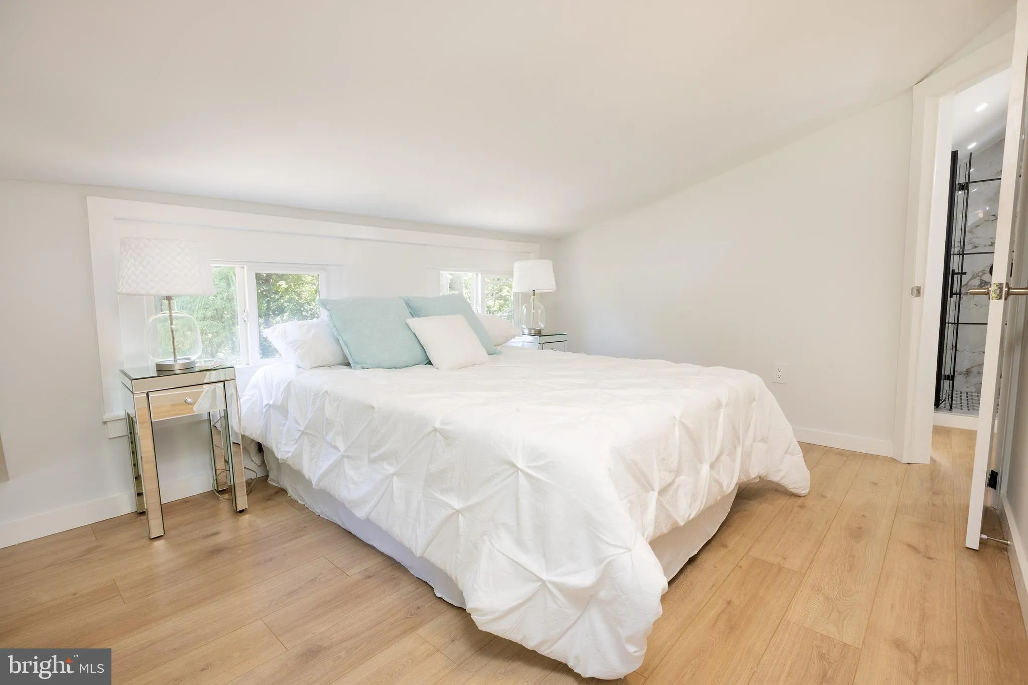 Ottsville, Pennsylvania 18942, United States, 2 Bedrooms Bedrooms, ,2 BathroomsBathrooms,Residential,Active,232306