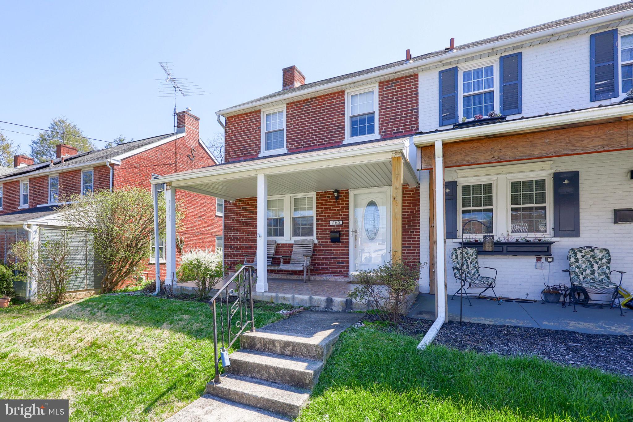 762 NEW HOLLAND AVENUE