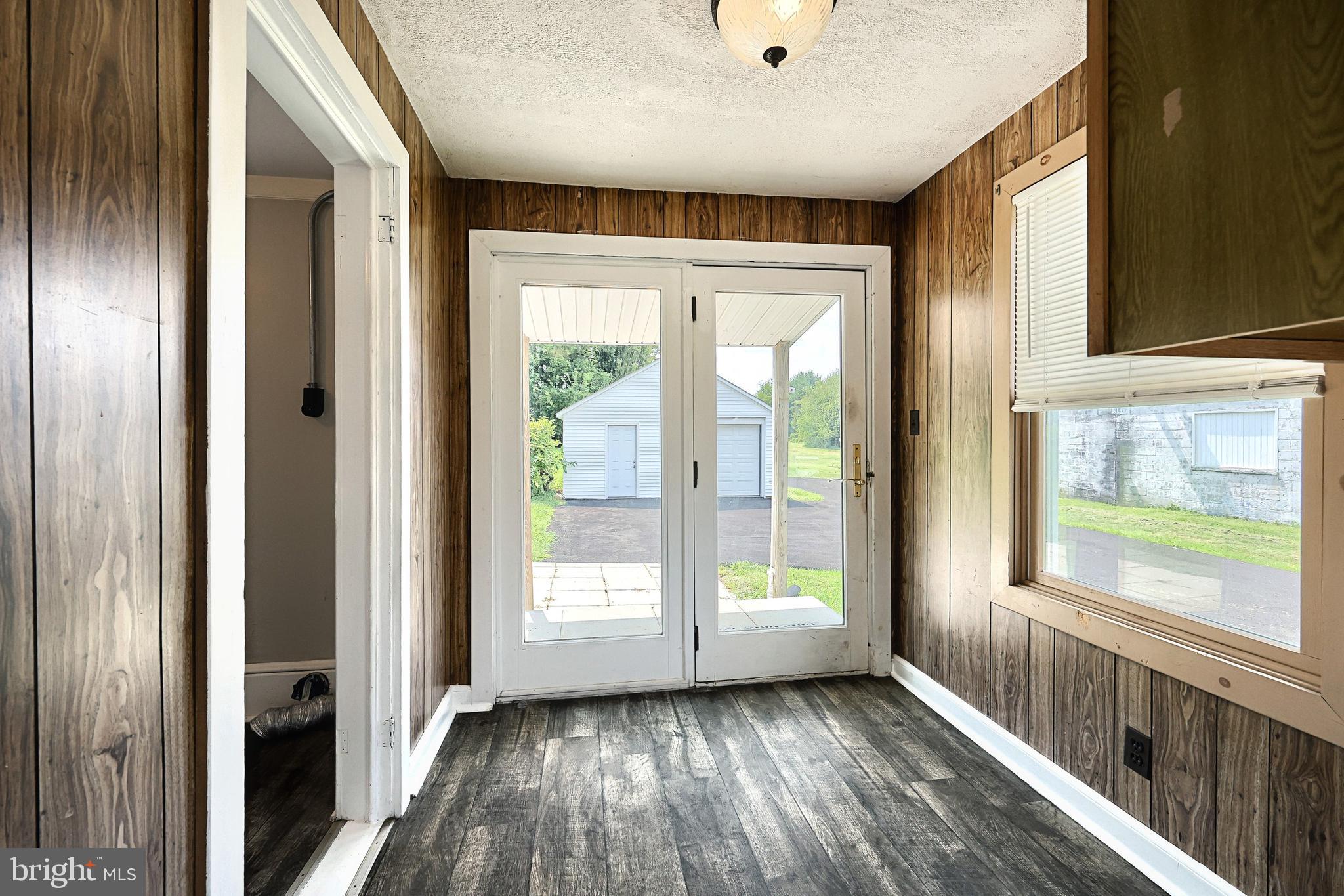 BROGUE - Residential