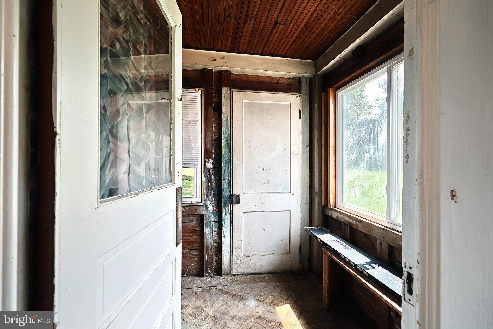 BROGUE - Residential