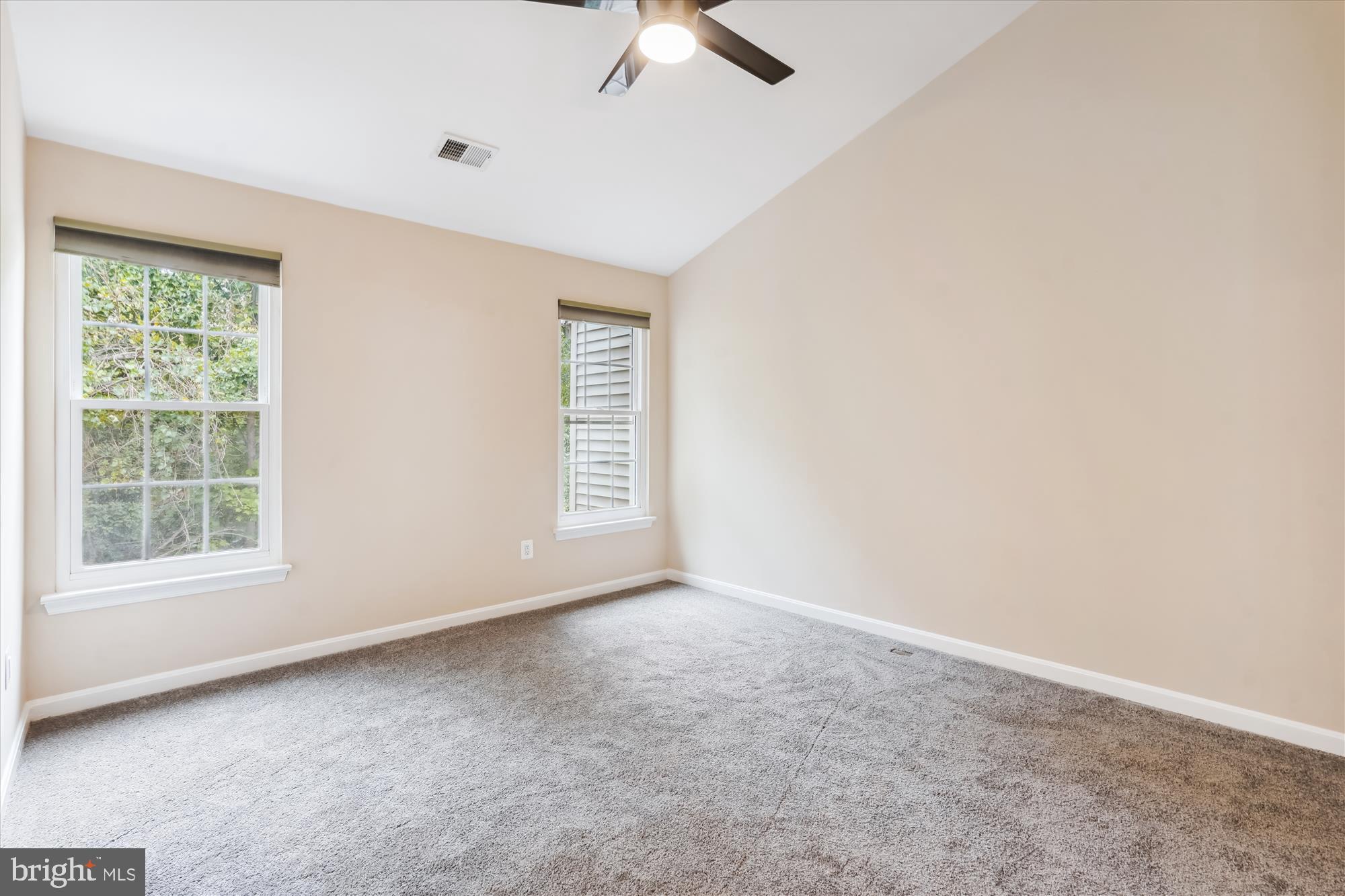 BARDEN OAKS - Residential Lease