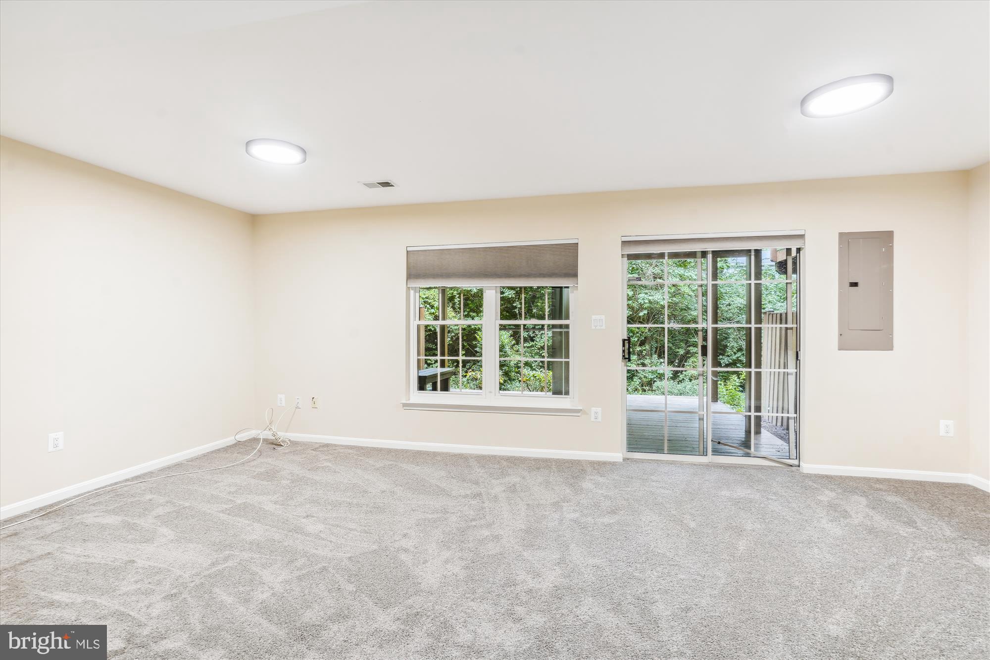 BARDEN OAKS - Residential Lease