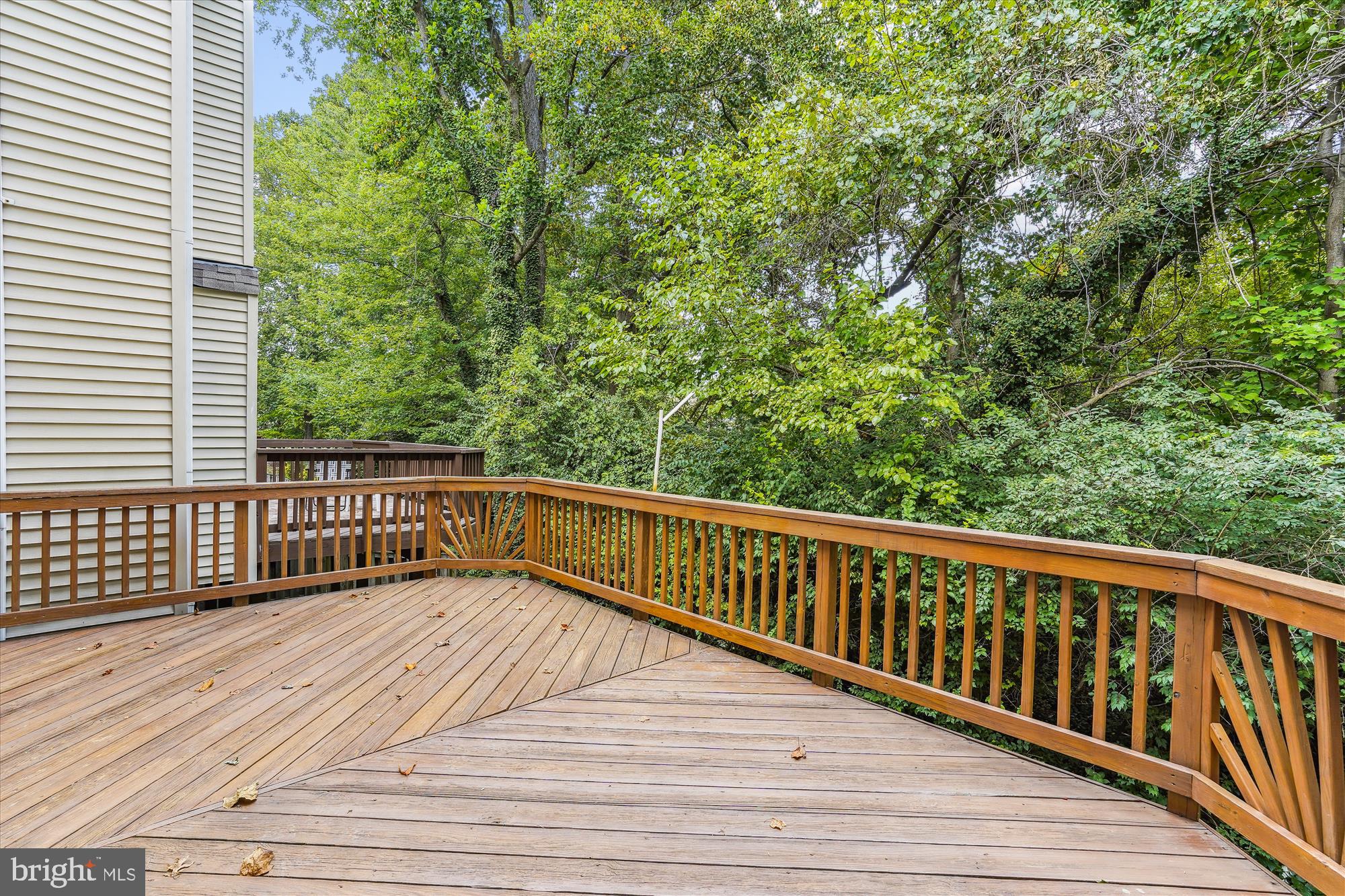 BARDEN OAKS - Residential Lease