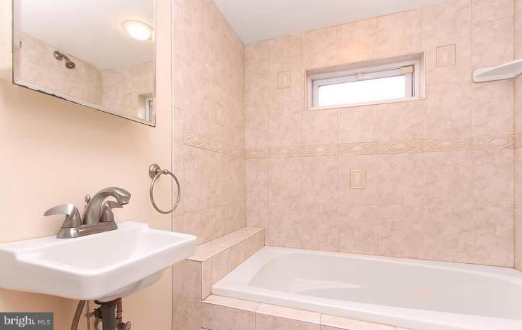 CANTON - Residential Lease