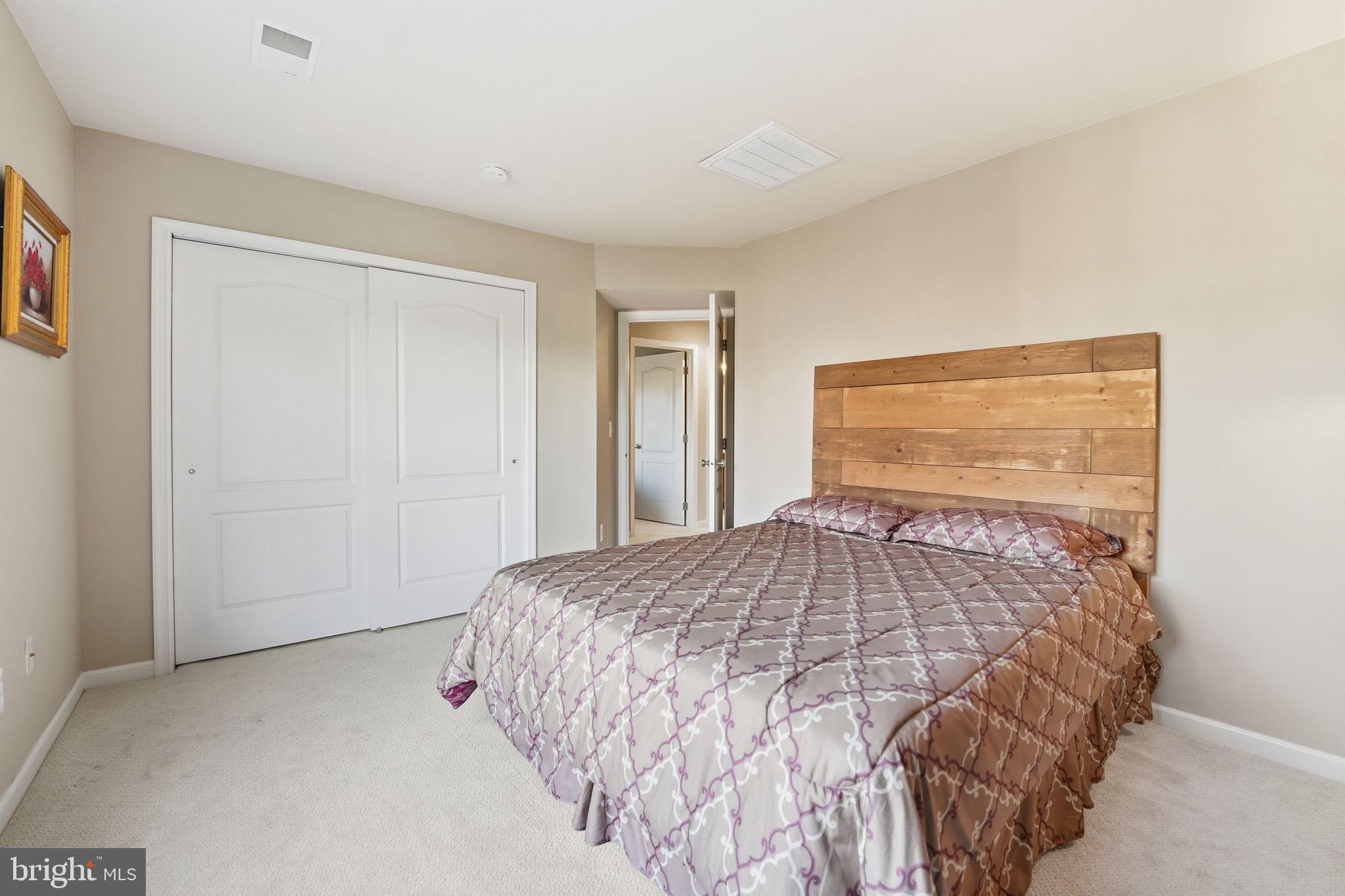 DOMINION VALLEY COUNTRY CLUB - Residential