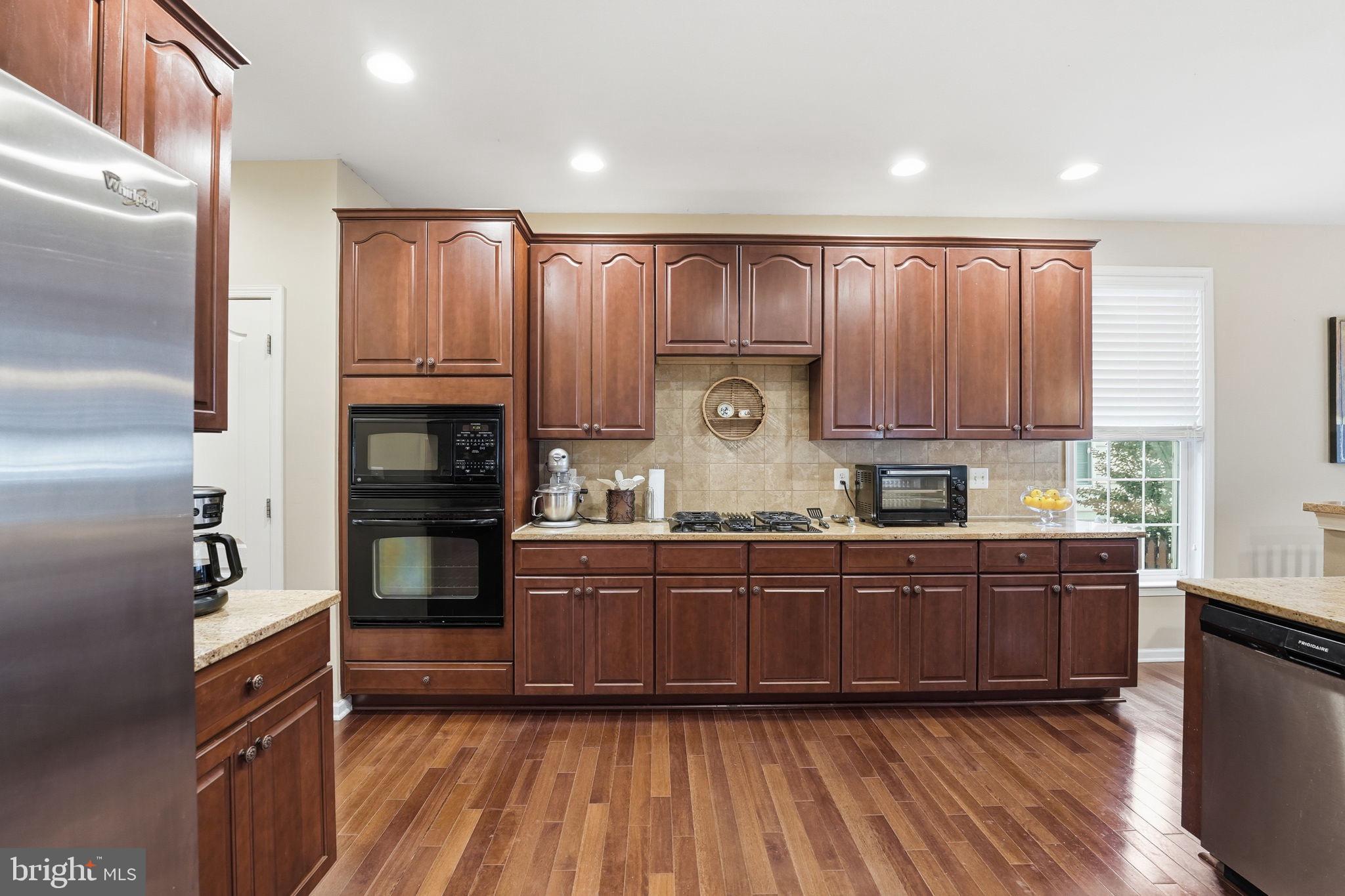 DOMINION VALLEY COUNTRY CLUB - Residential