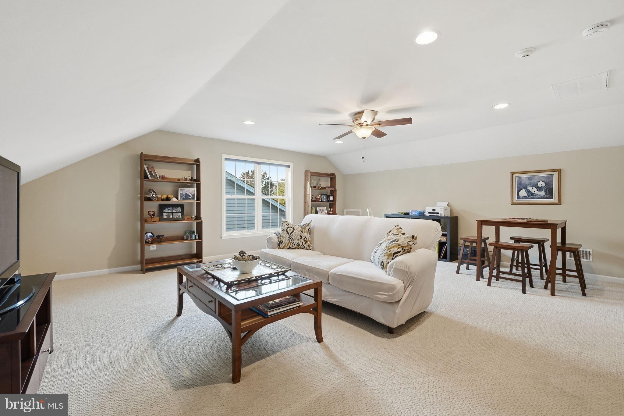 DOMINION VALLEY COUNTRY CLUB - Residential