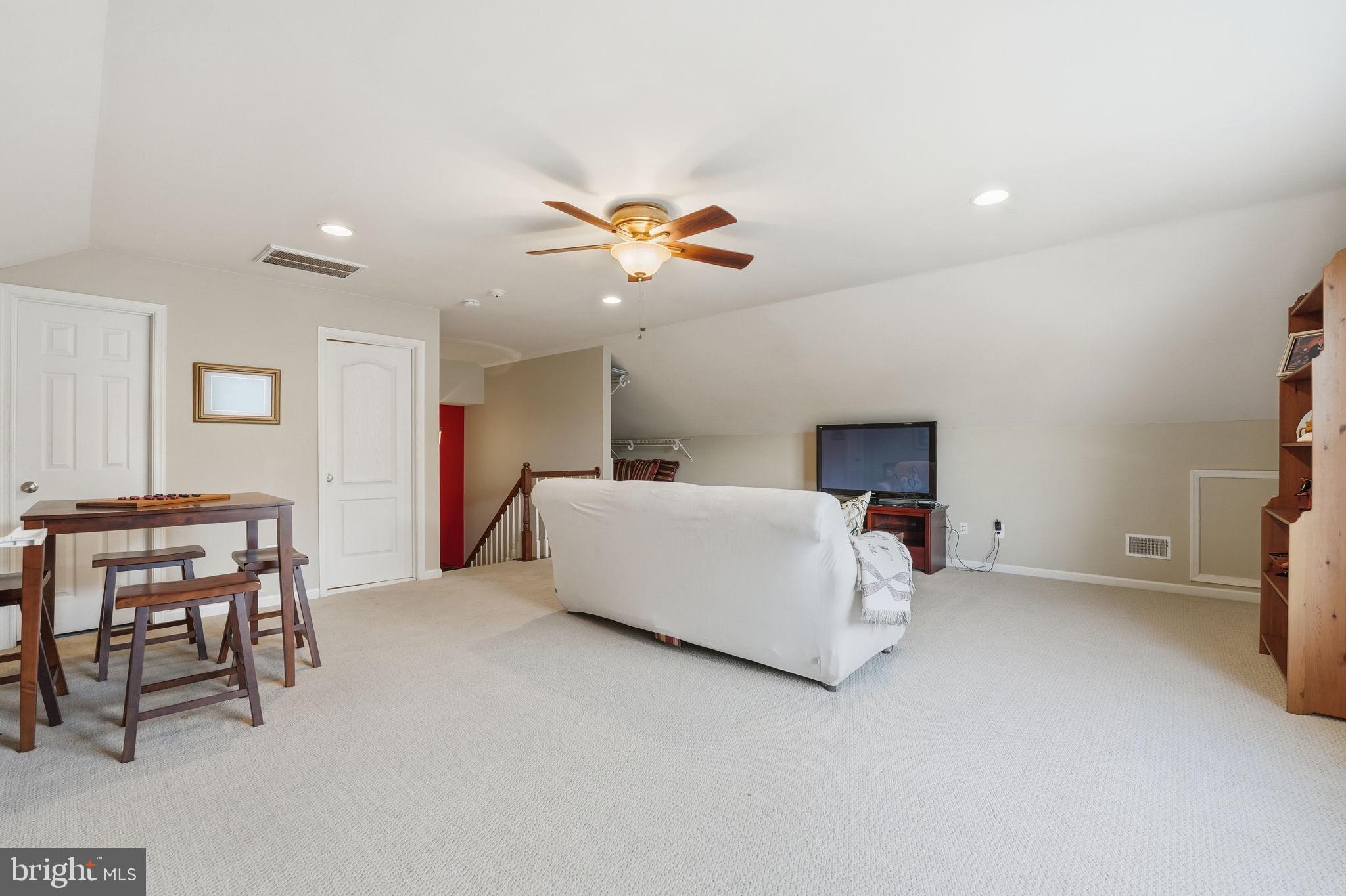 DOMINION VALLEY COUNTRY CLUB - Residential