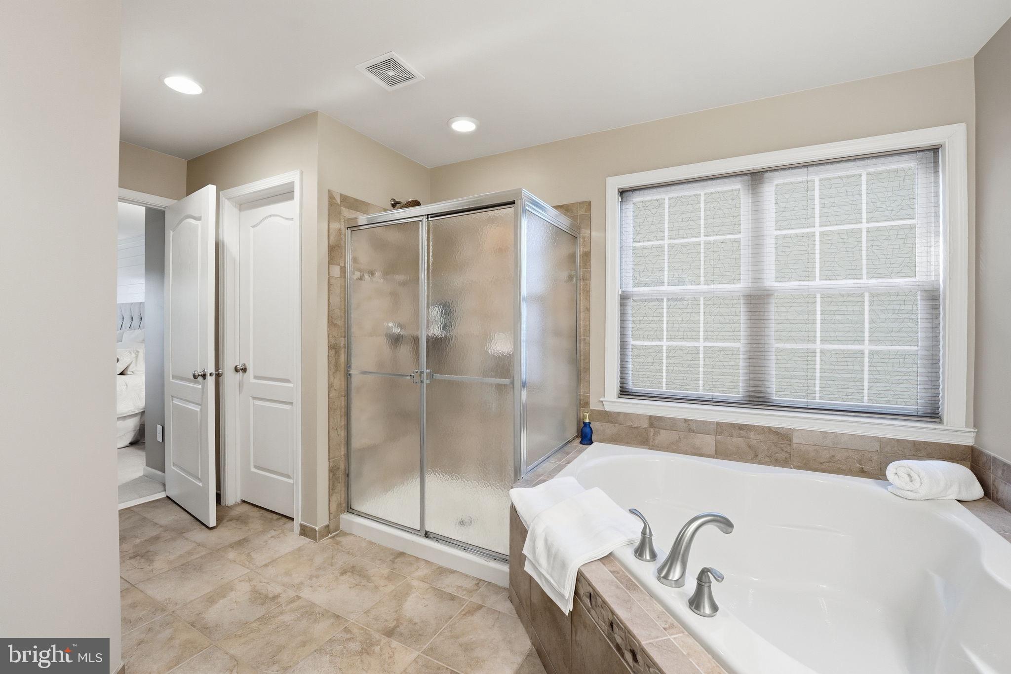 DOMINION VALLEY COUNTRY CLUB - Residential